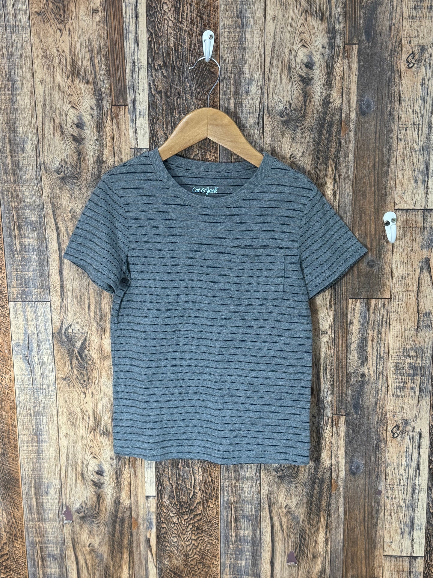 Shirt, size 5t