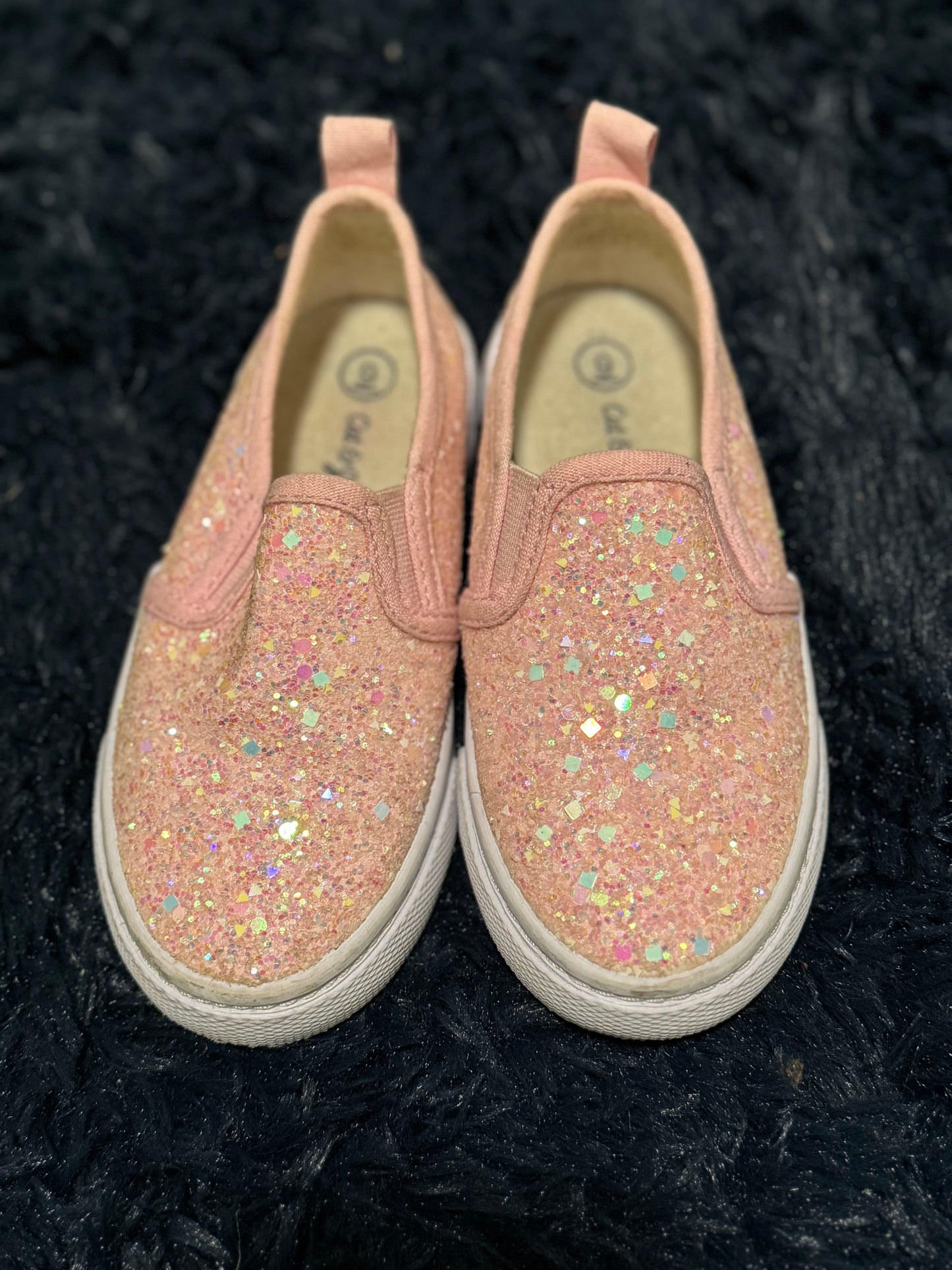 Glittery slipping, size 9