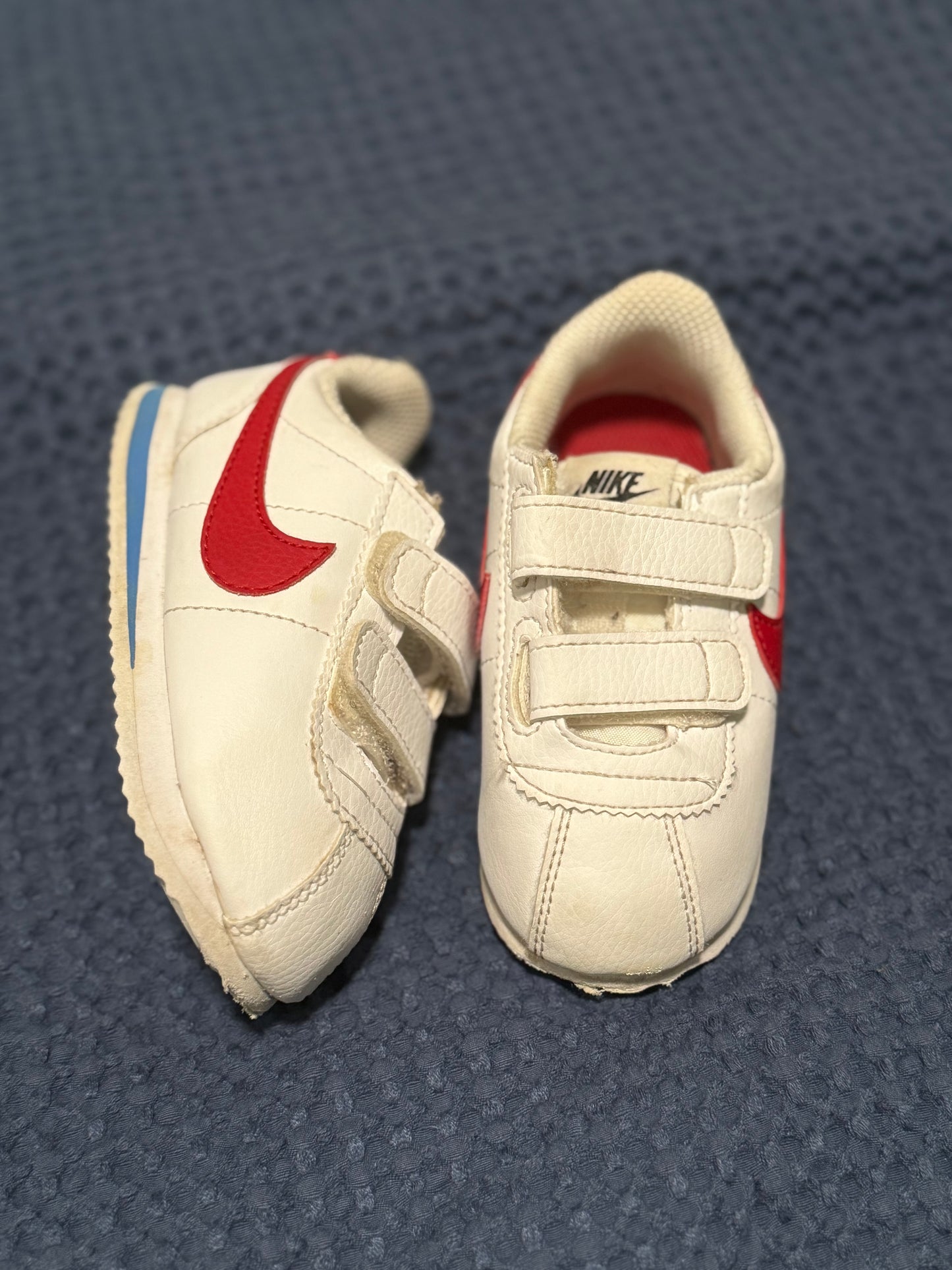 Forrest Gump Nikes, size 7