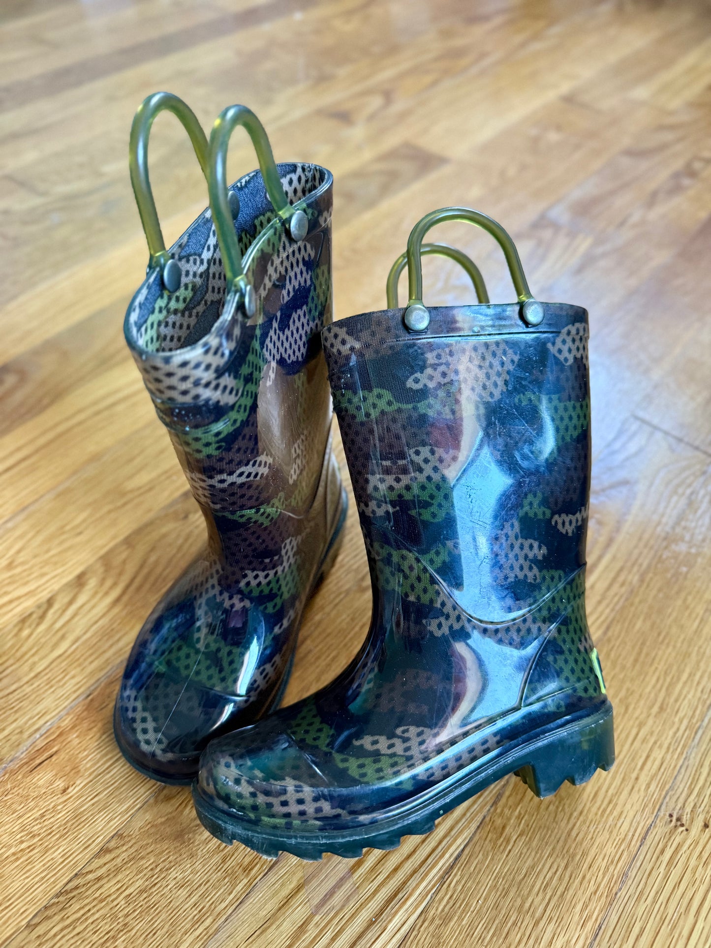 Rain boots, size 7-8