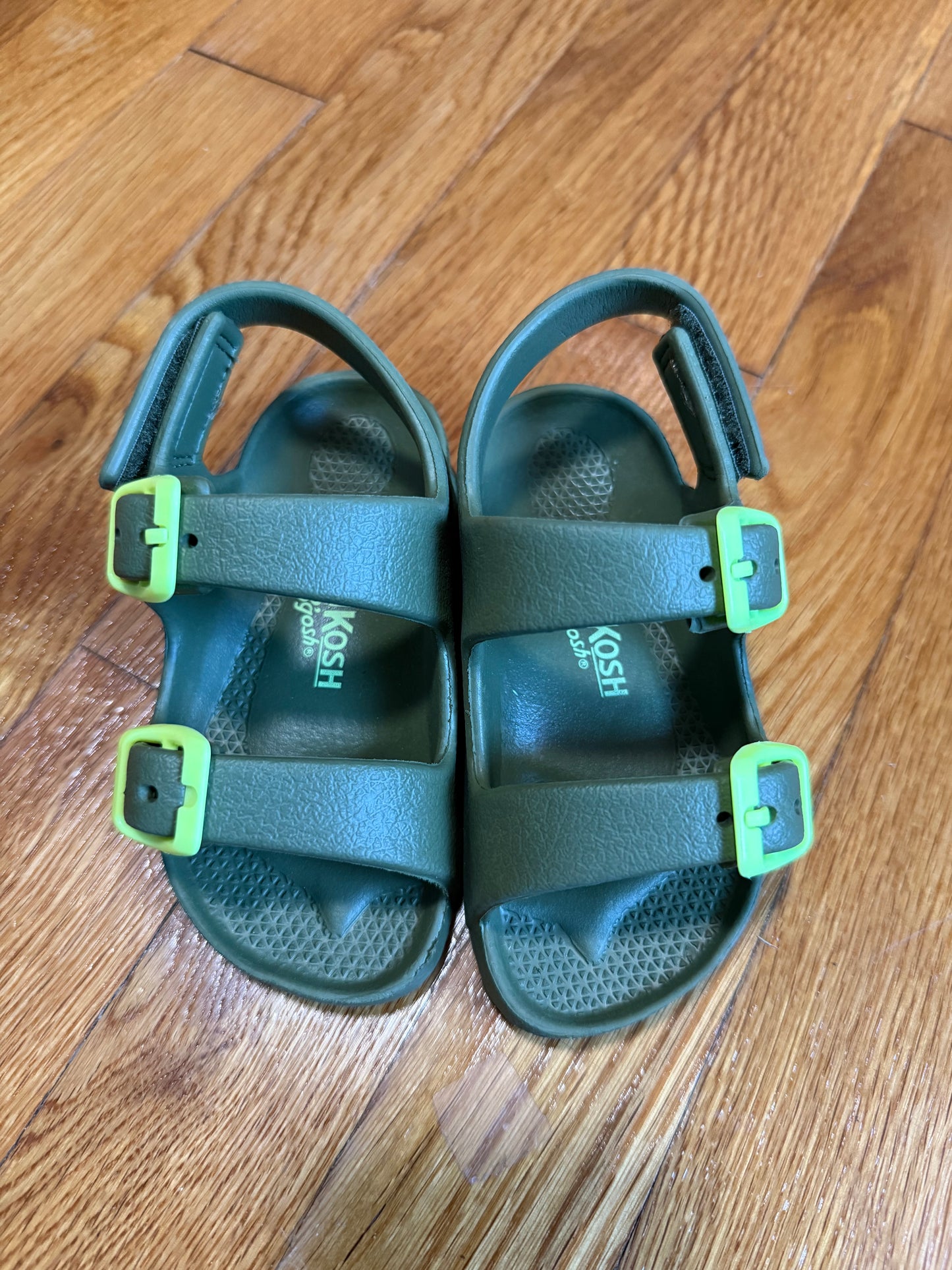Sandles, size 6