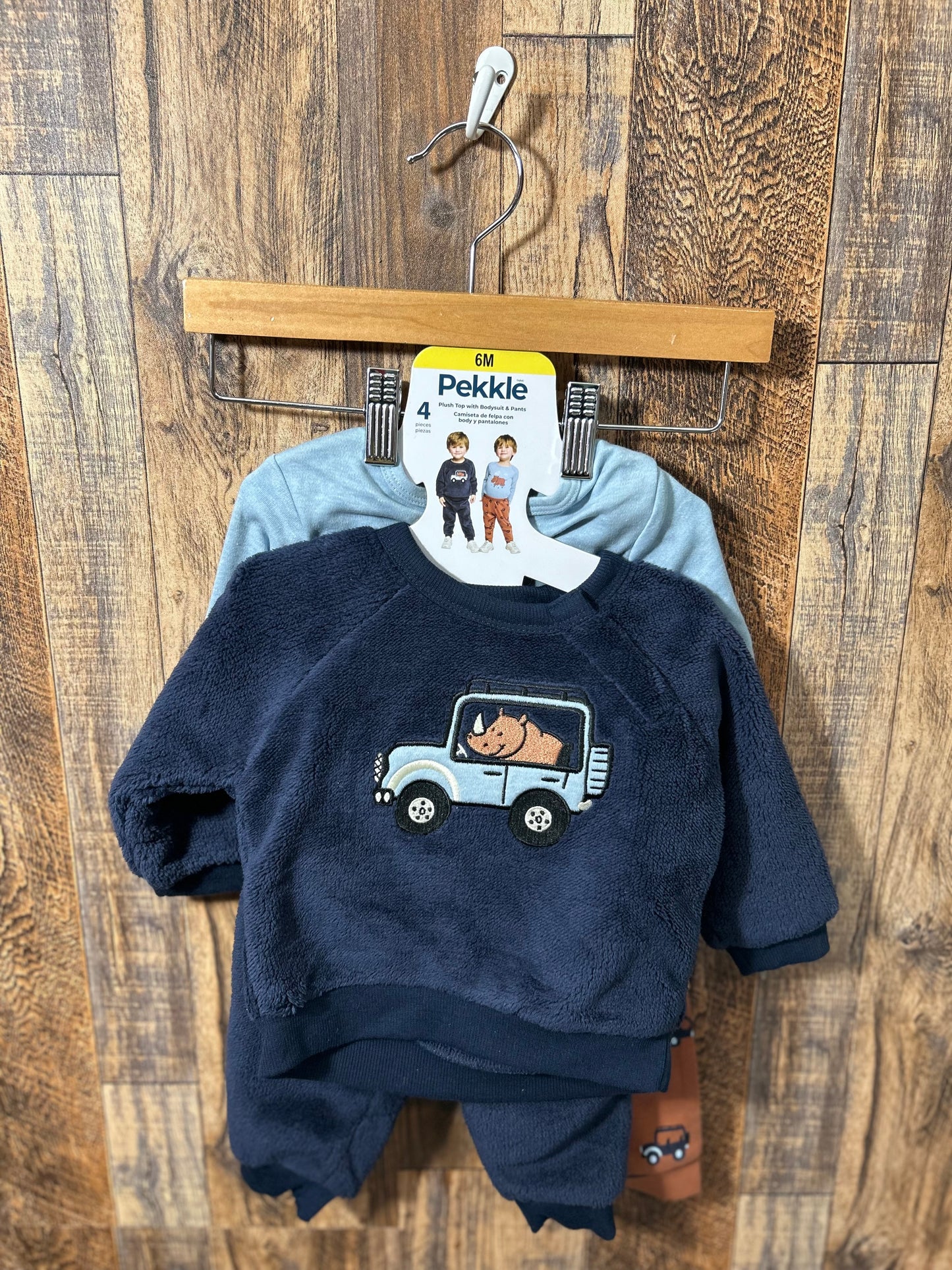 4pc set NWT, size 6m