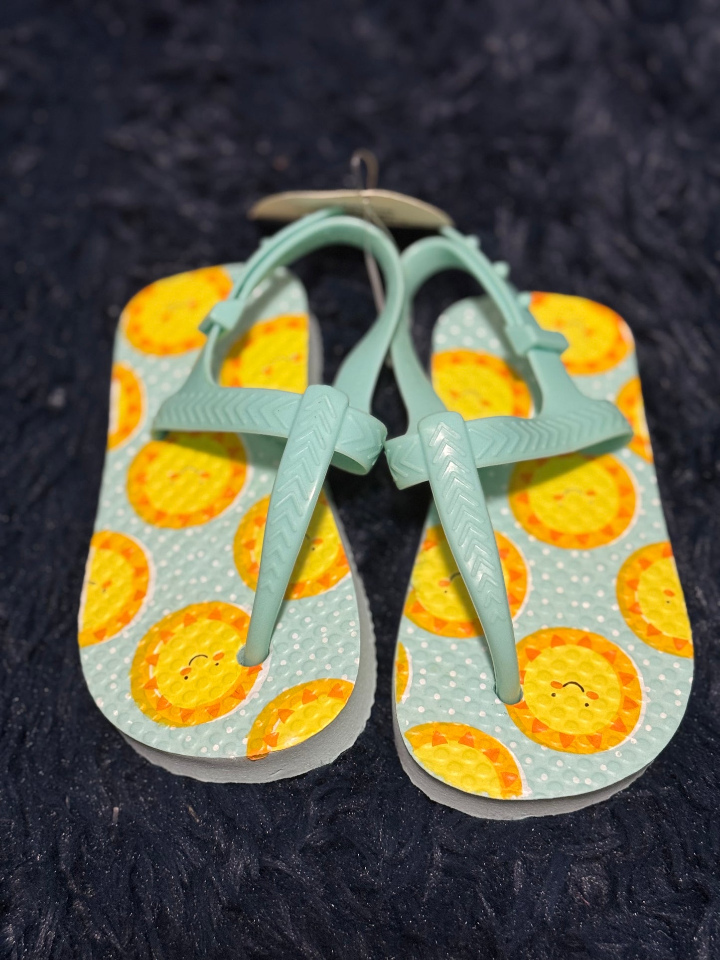 Flip flops NWT, size 5-6