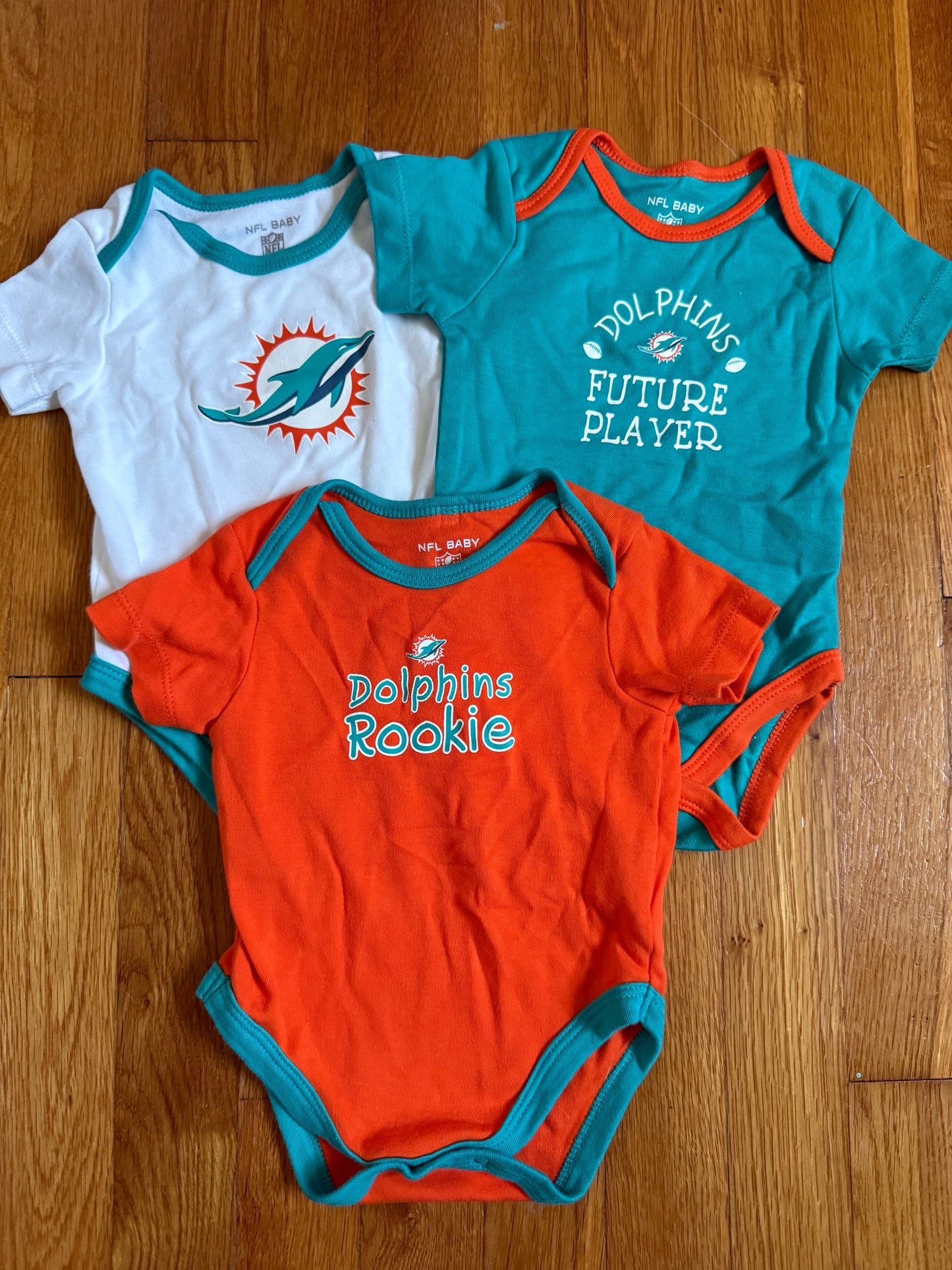 Dolphins 3pc onesie set, size 0-3m