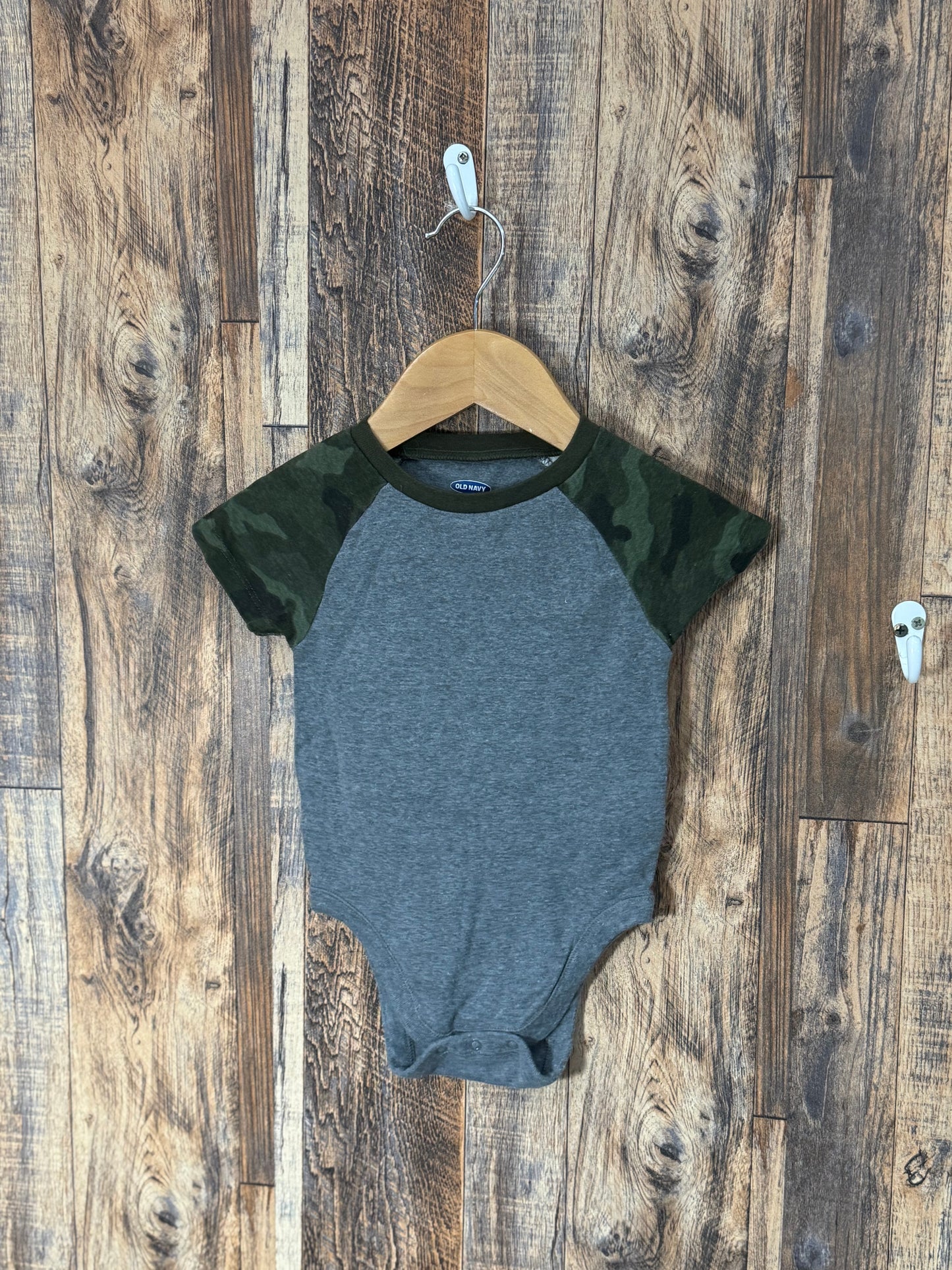 Shirt, size 6-12m