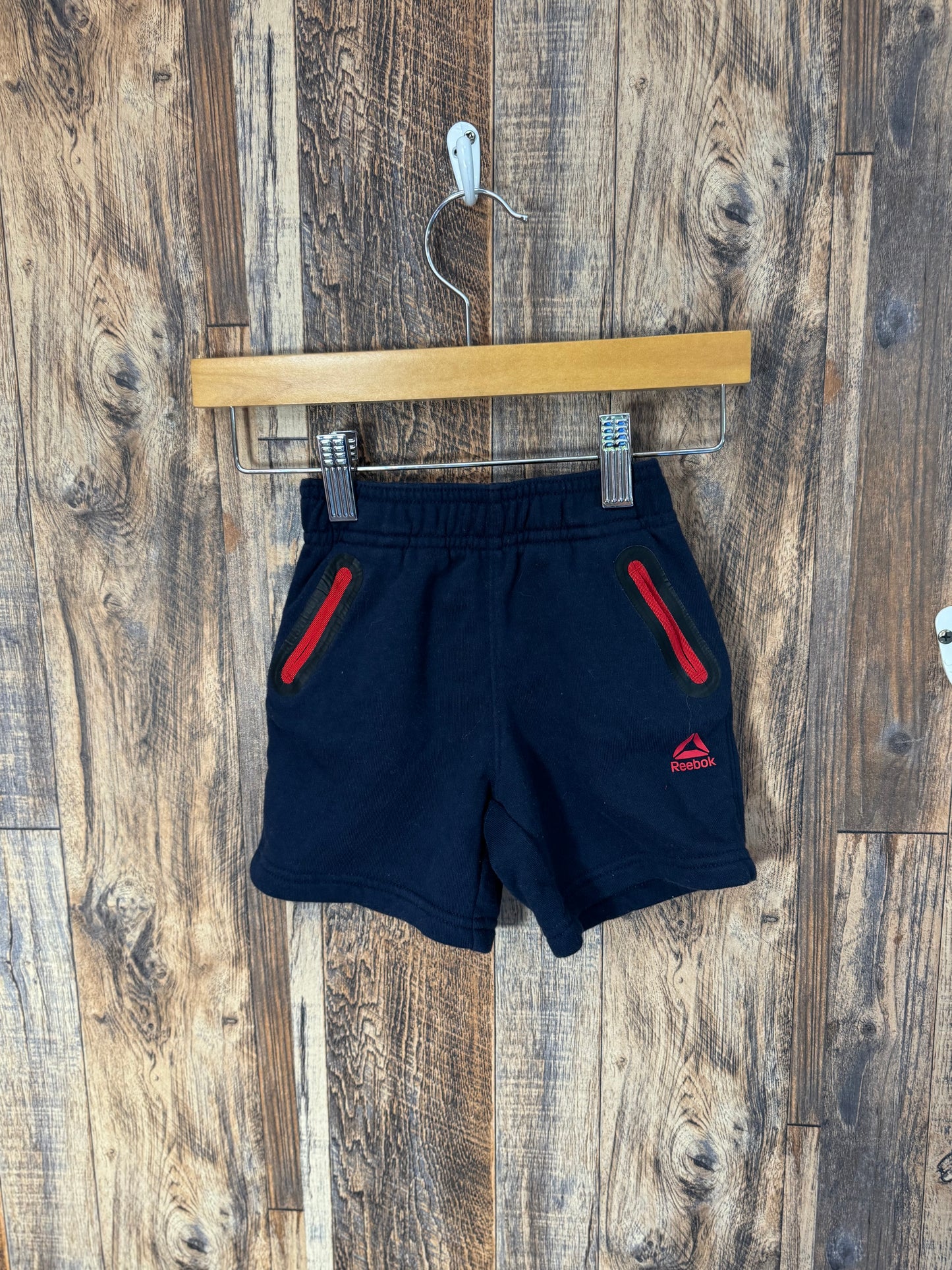 Shorts, size 18m