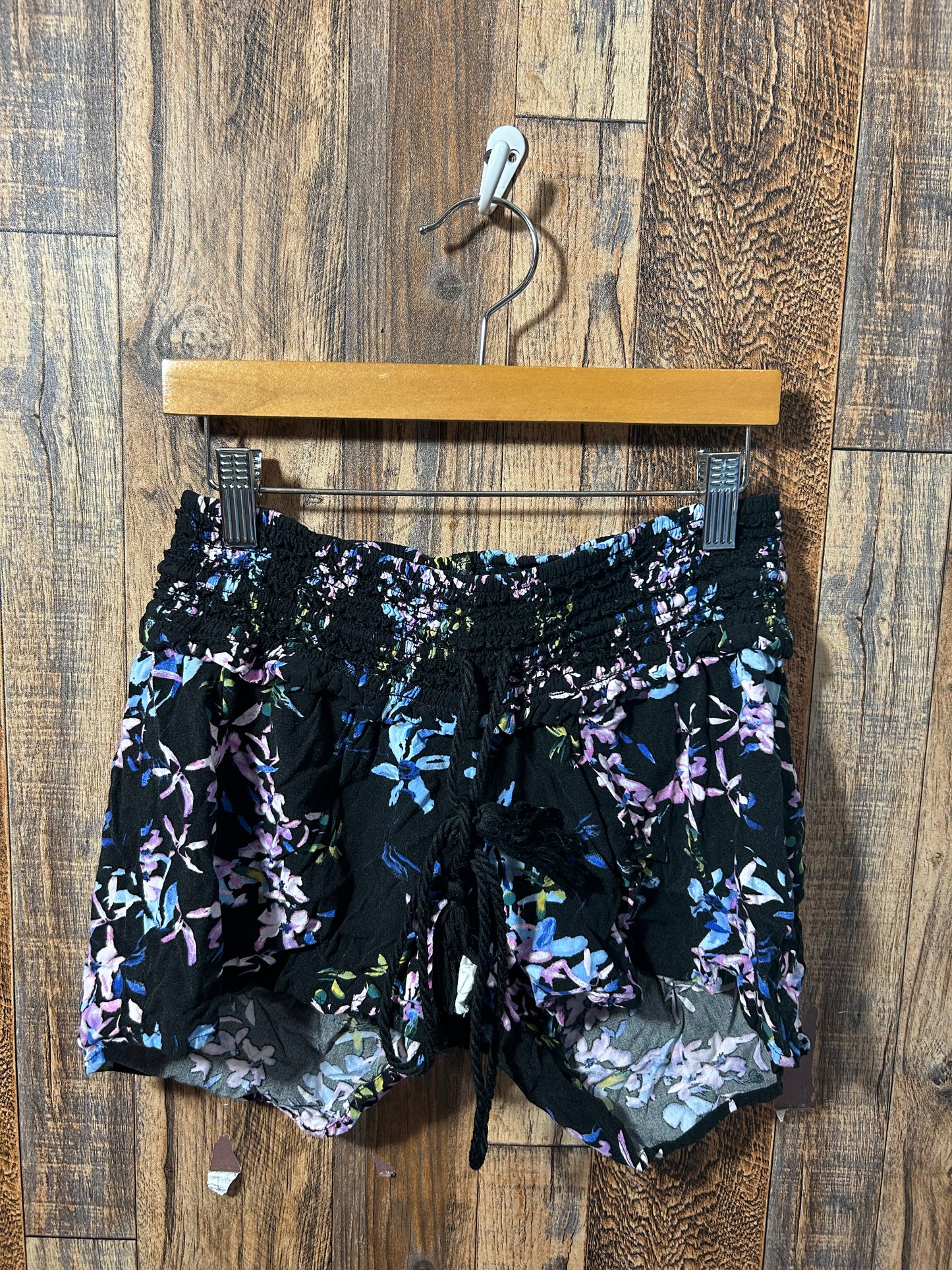 Shorts, size S