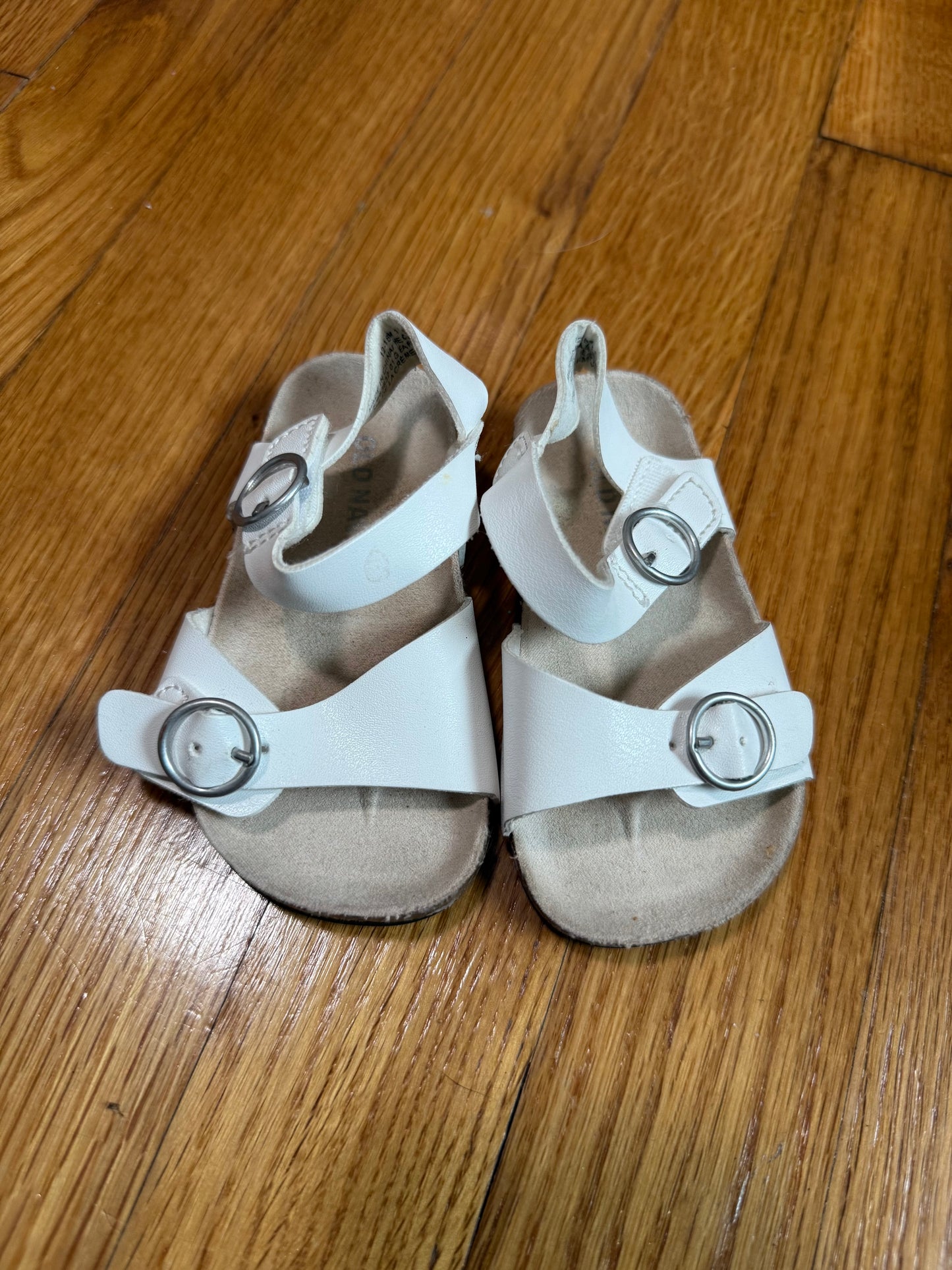 Sandles, size 12-18m