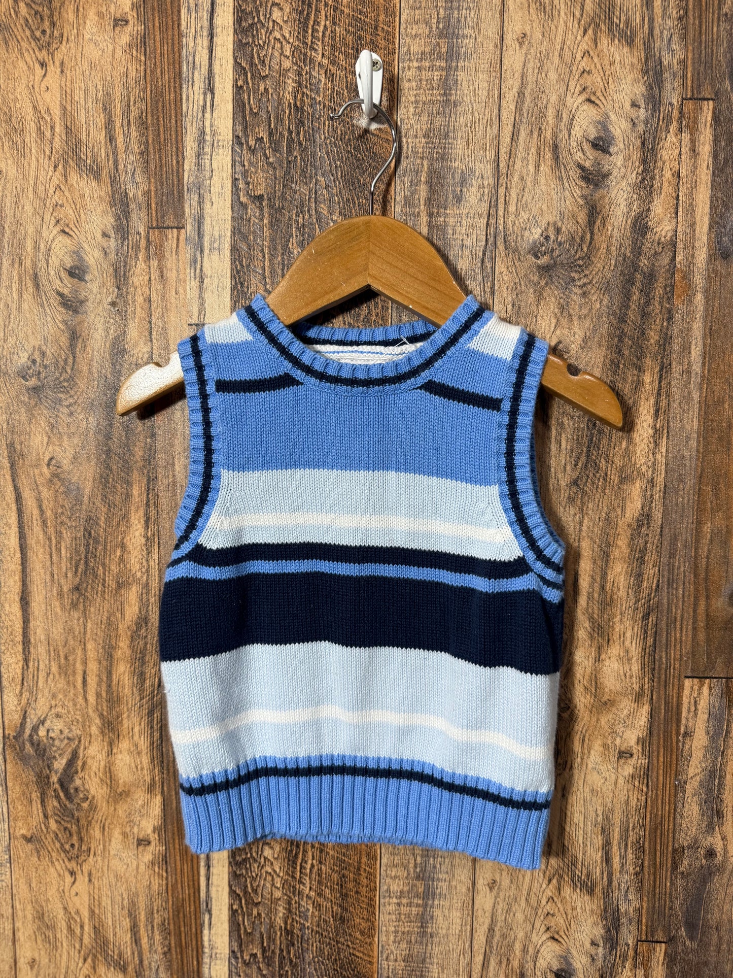 Sweater vest, size 24m