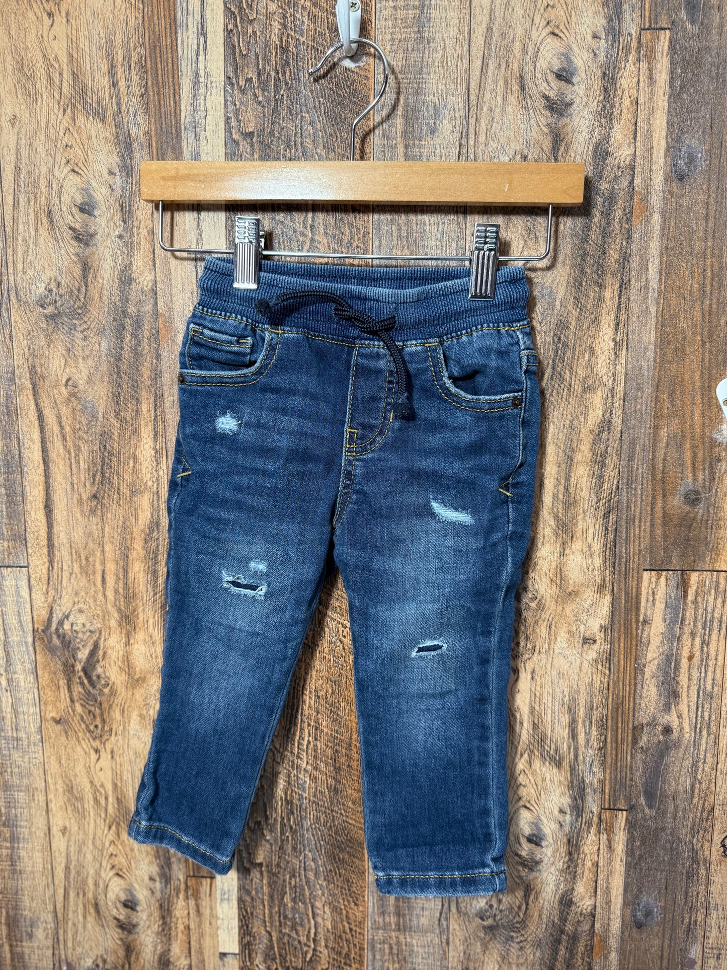 Jeans, size 18m