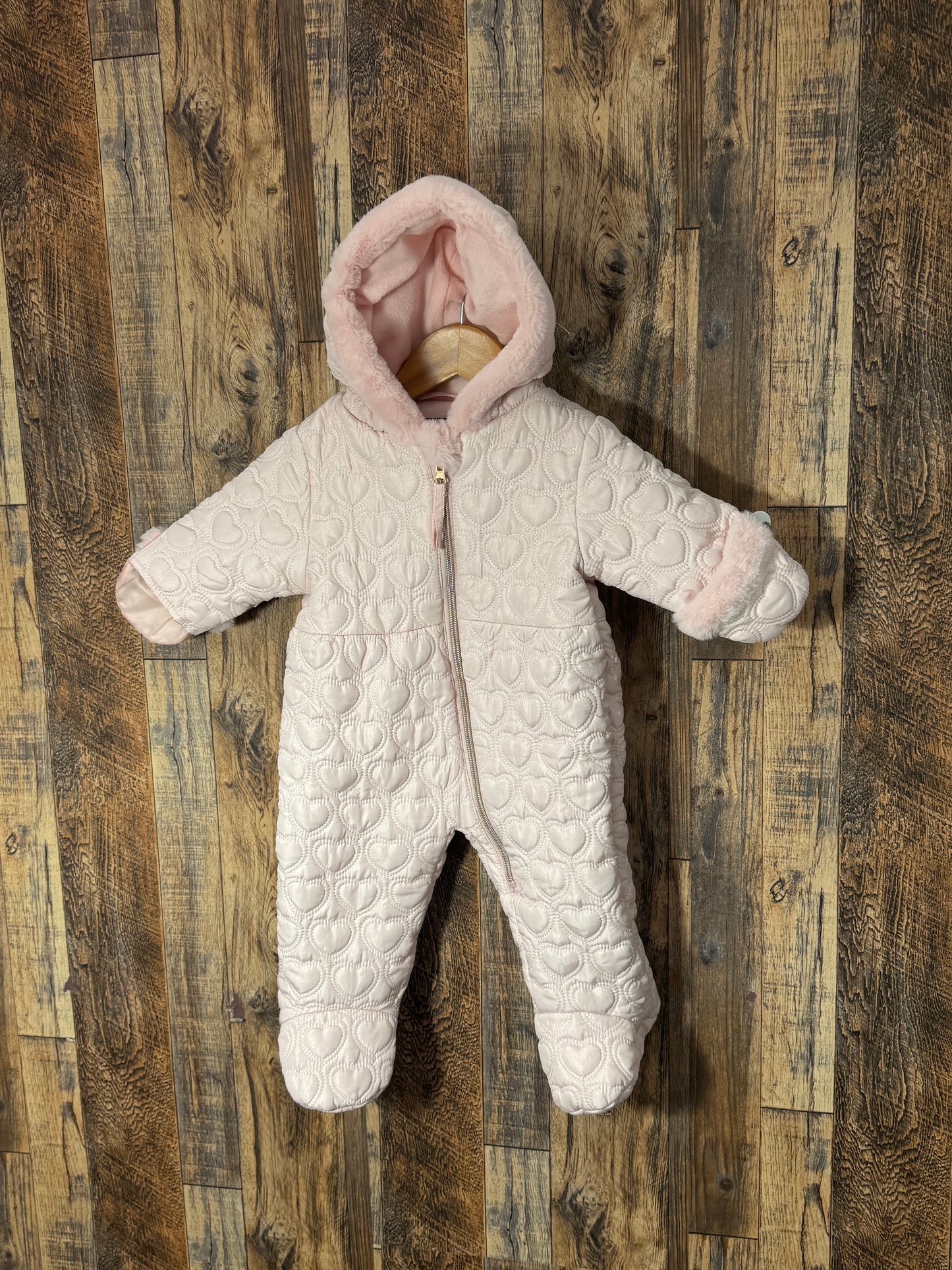 Snowsuit, size 6-9m