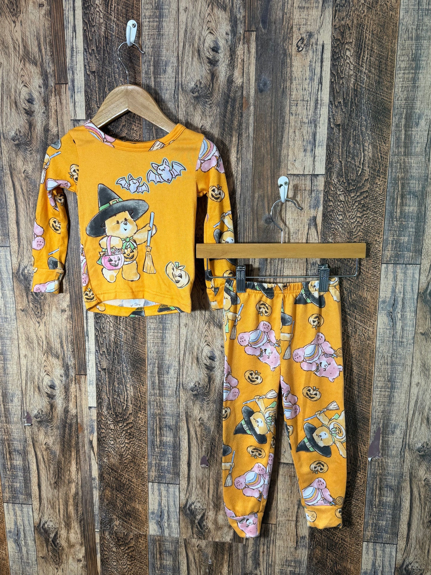 Halloween pajamas, size 3t