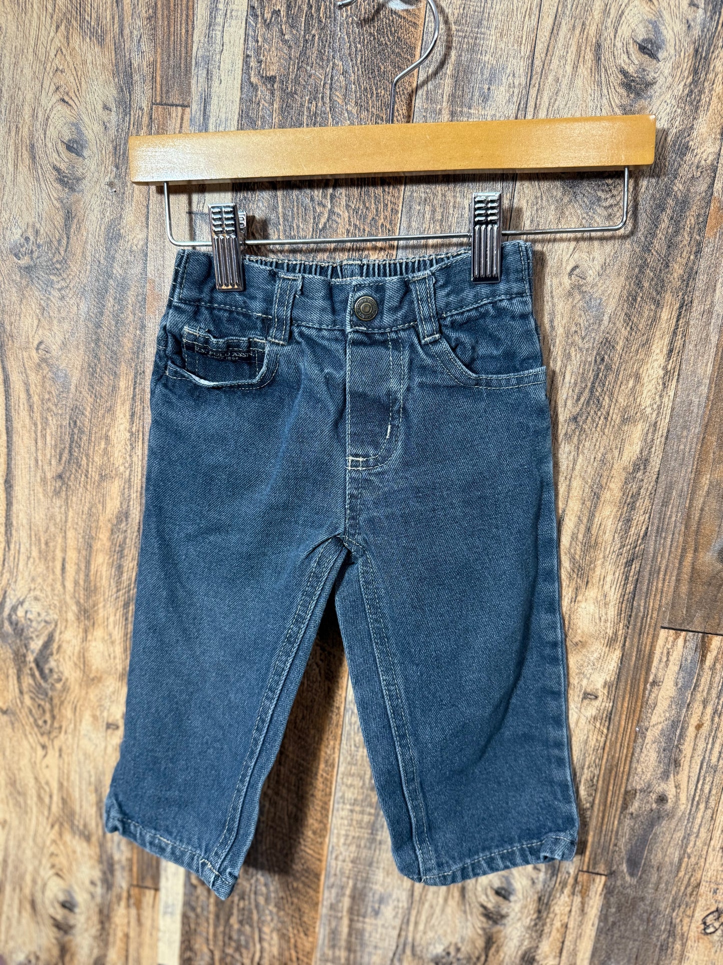 Jeans, size 18m