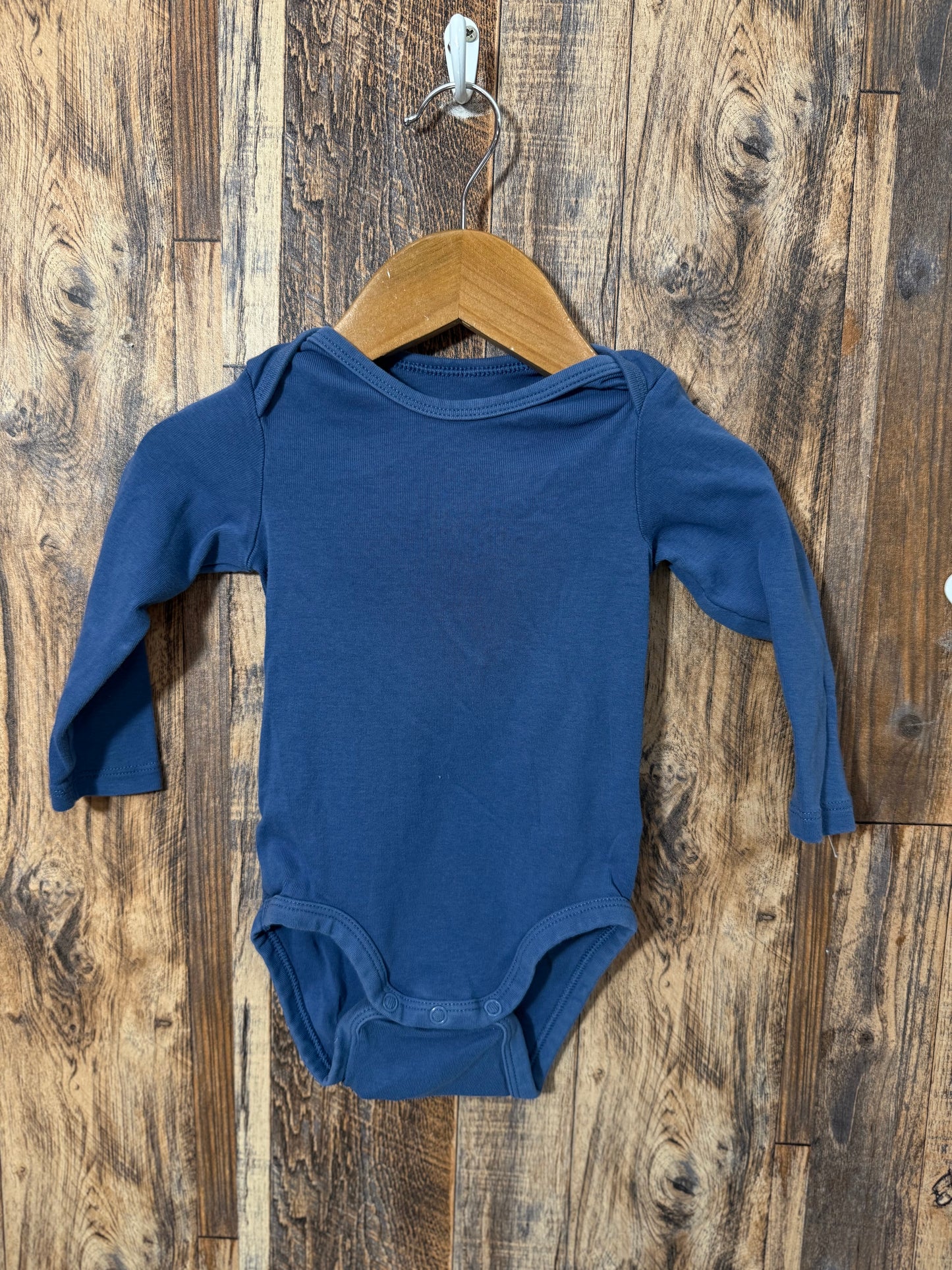 LS organic cotton onesie, size 9m