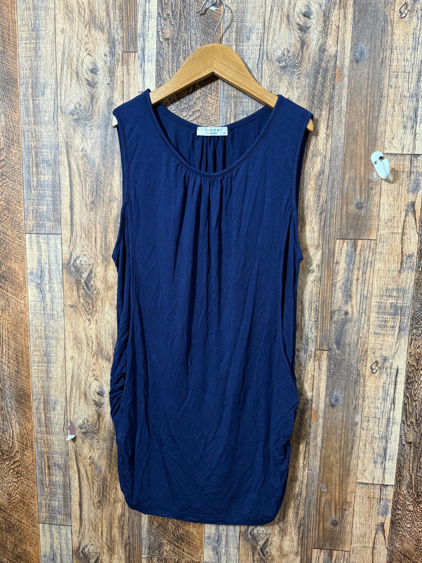 Viscose nursing tank, size M