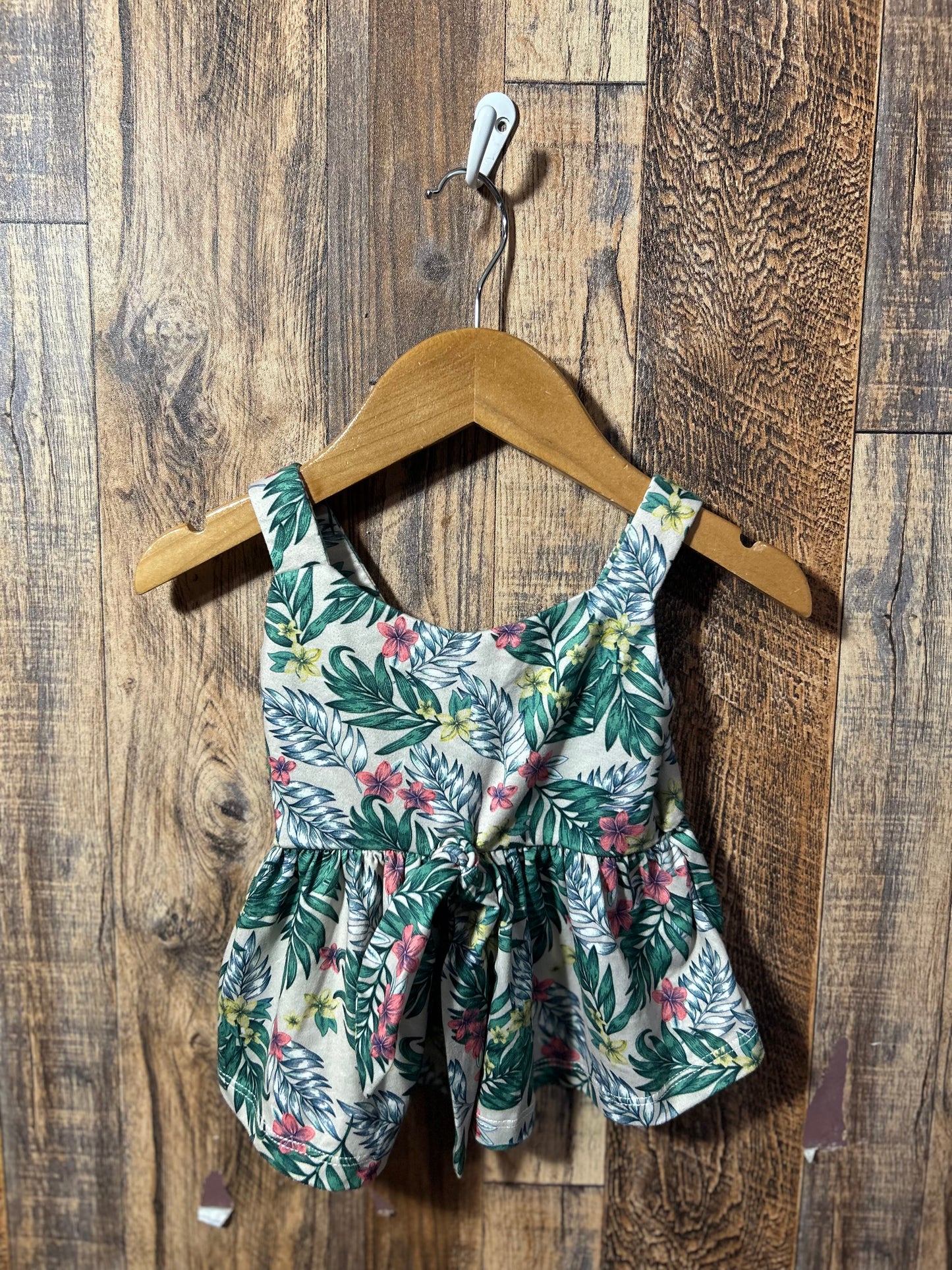 Top, size 9-12m