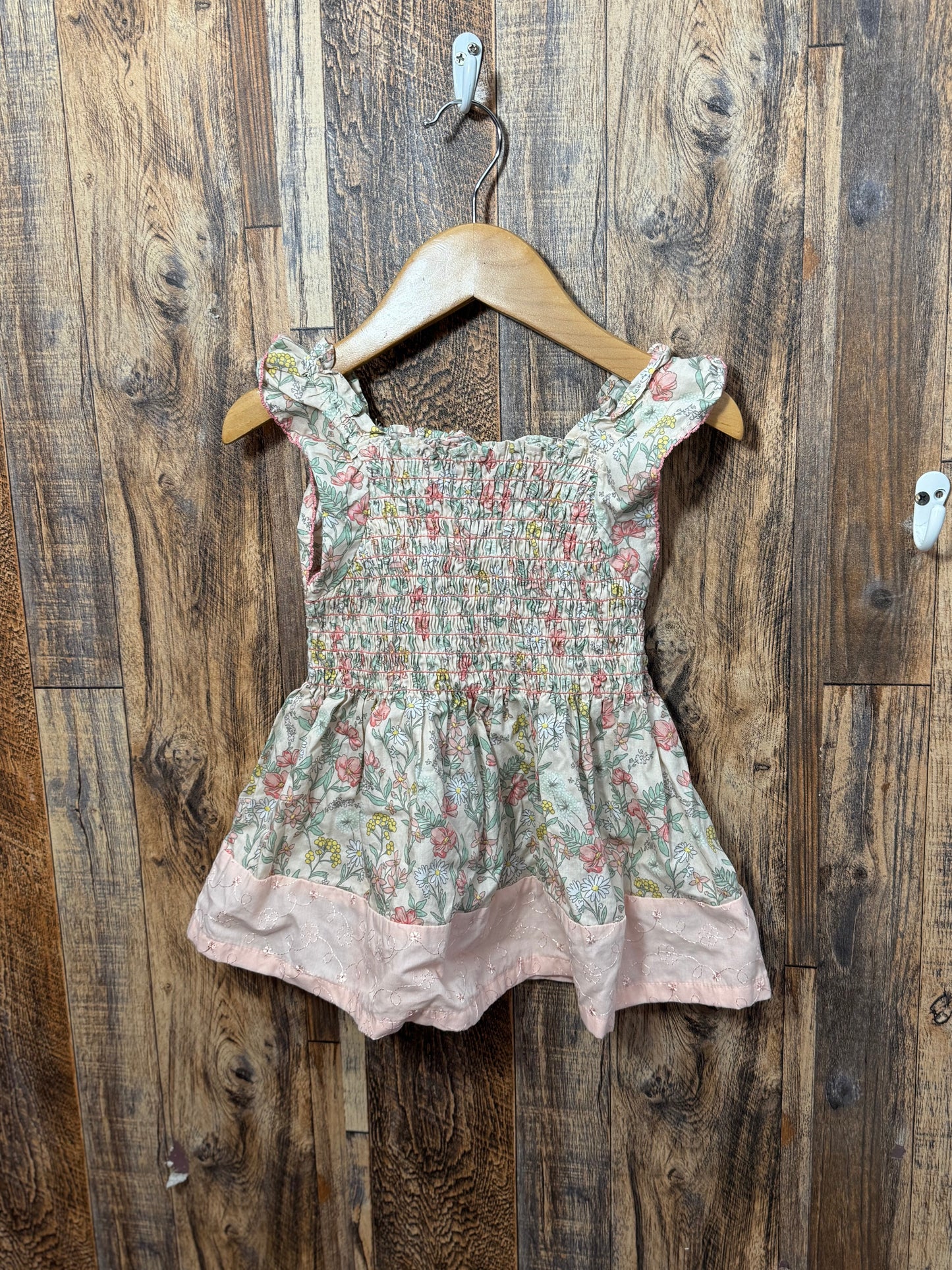 Top, size 6