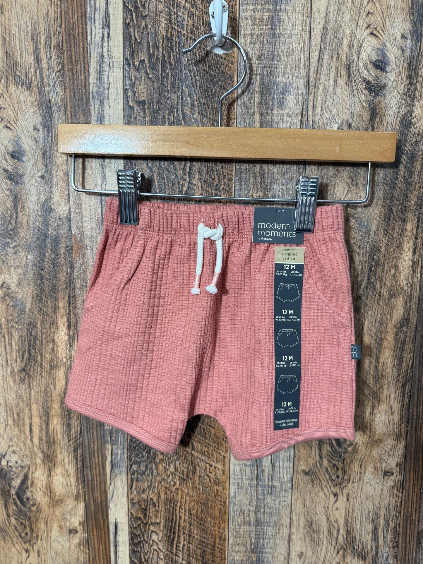 Shorts NWT, size 12m