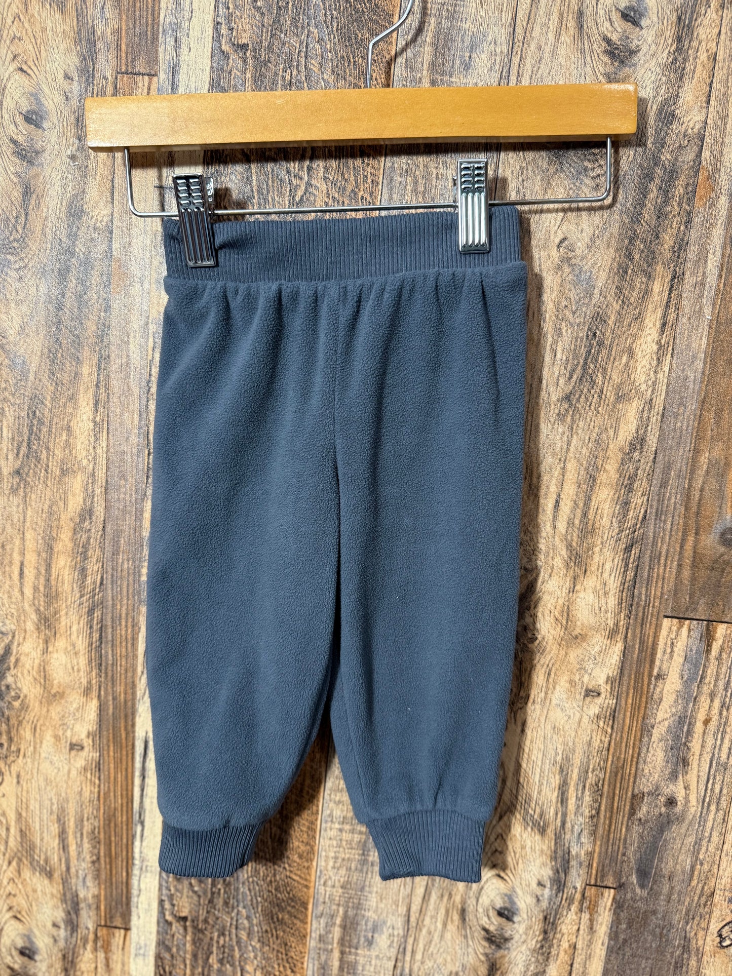 Sweatpants, size 12m