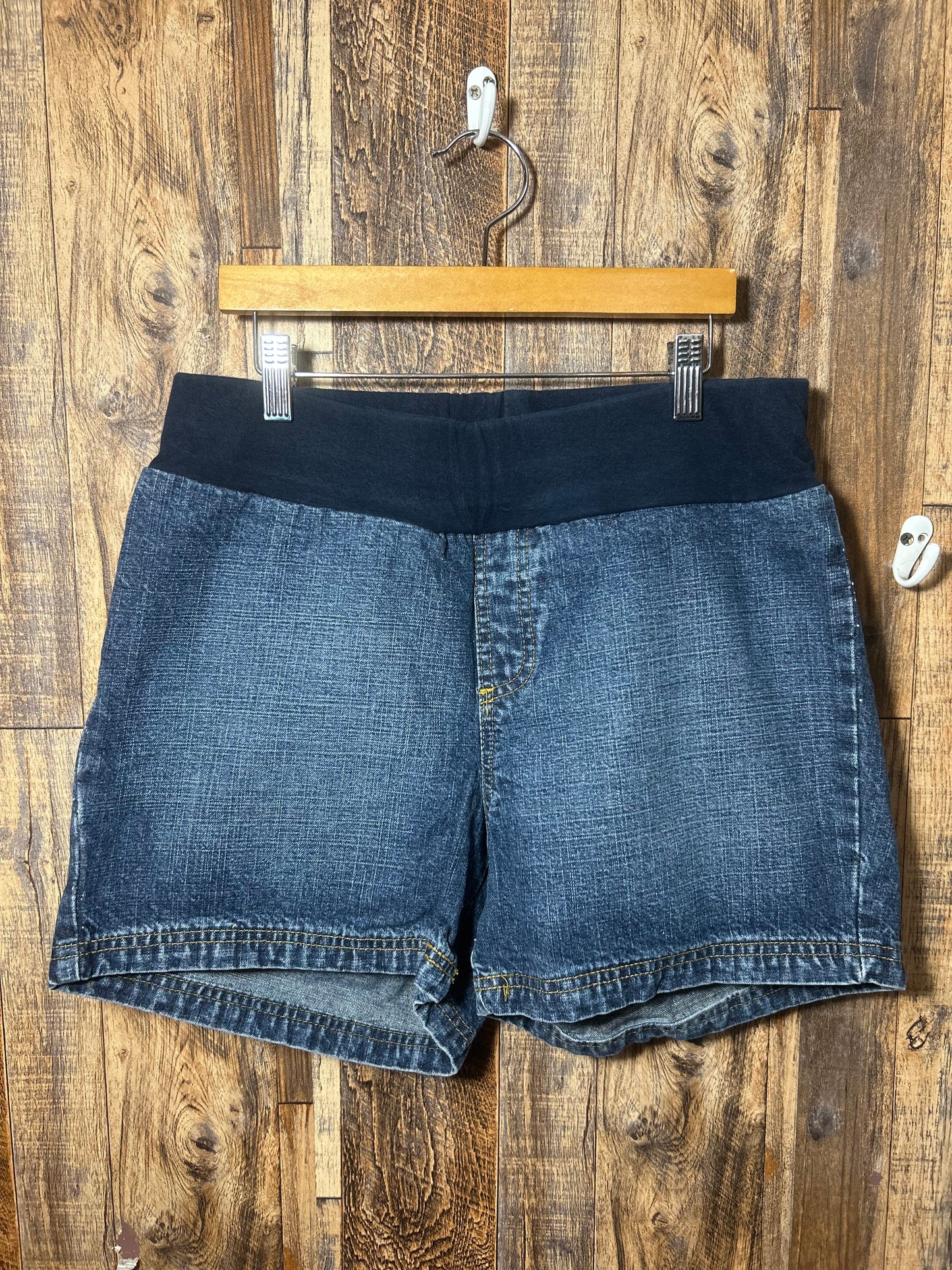 Jean Shorts, size S