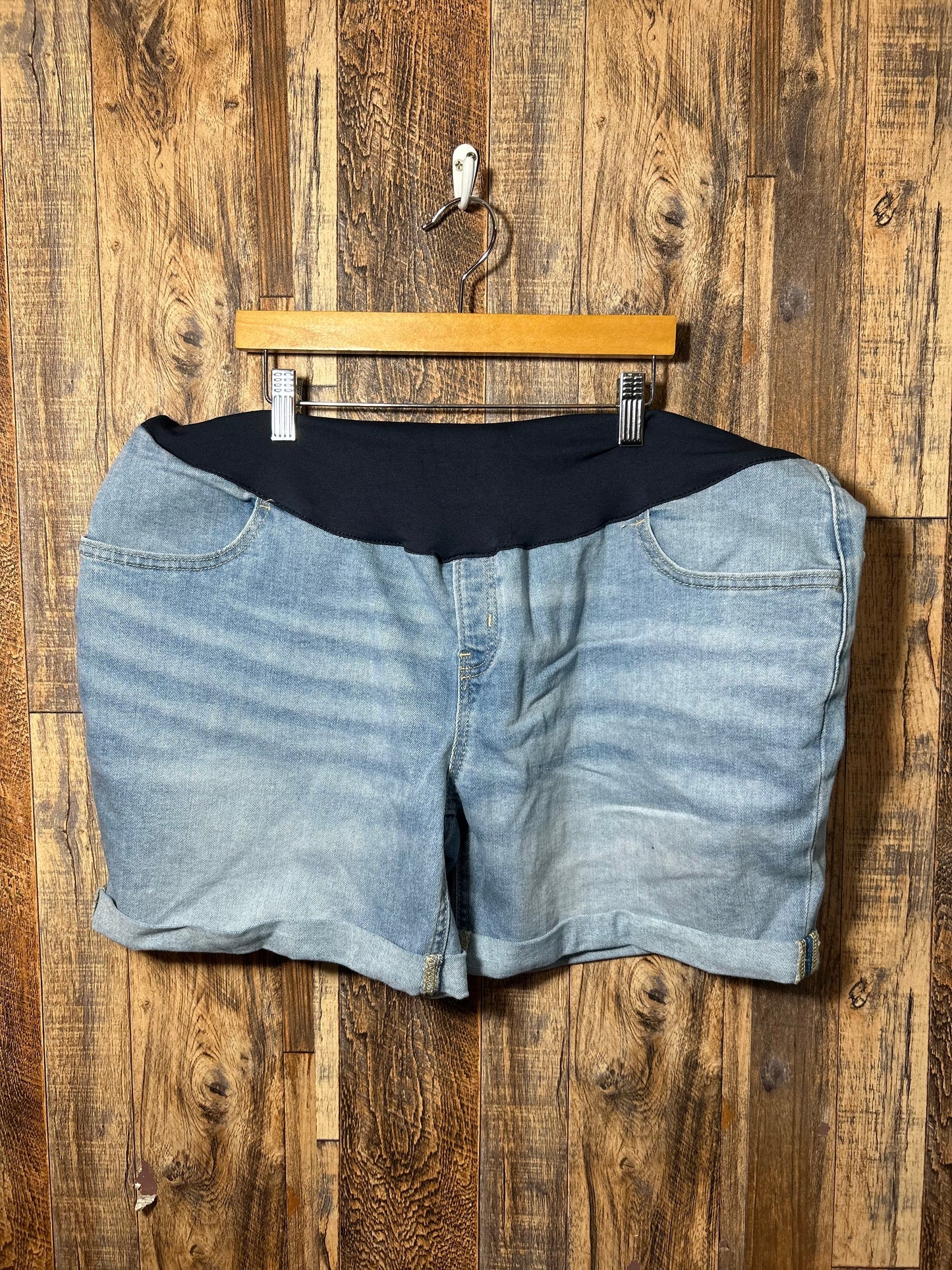 Jean shorts, size 16