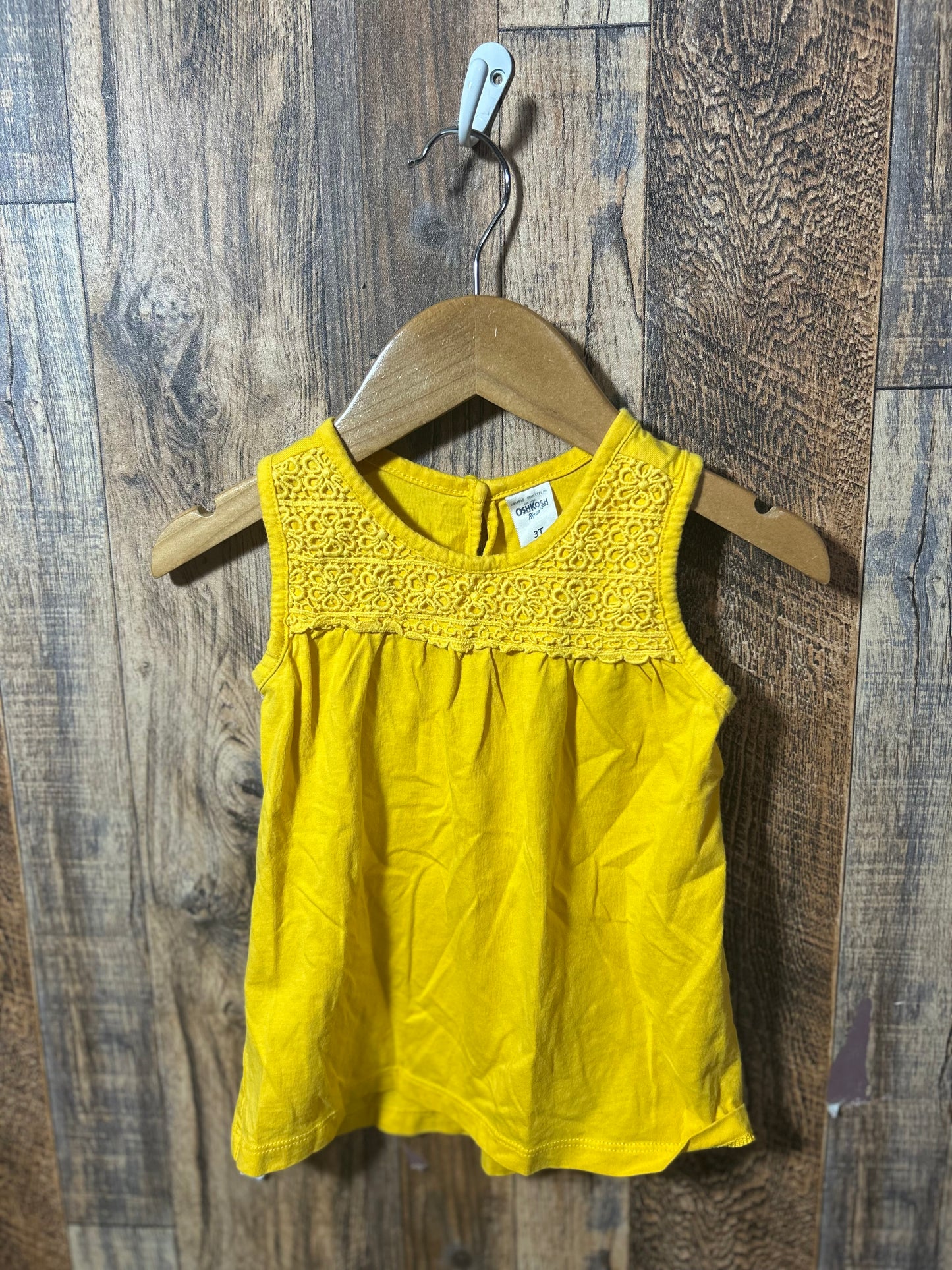 Top, size 3t