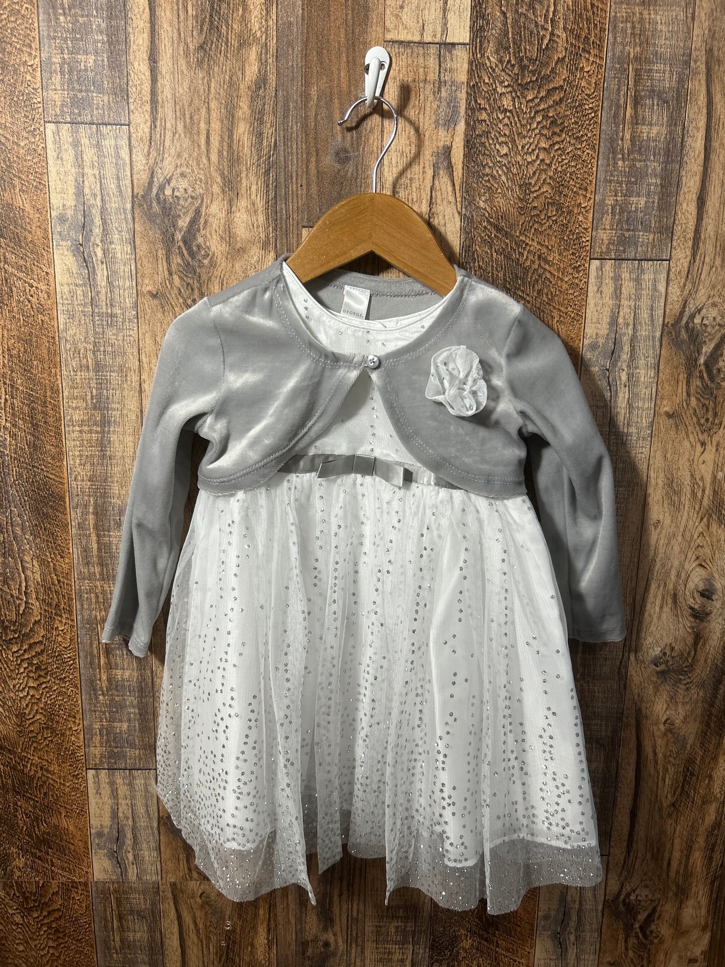 Dress, size 18m