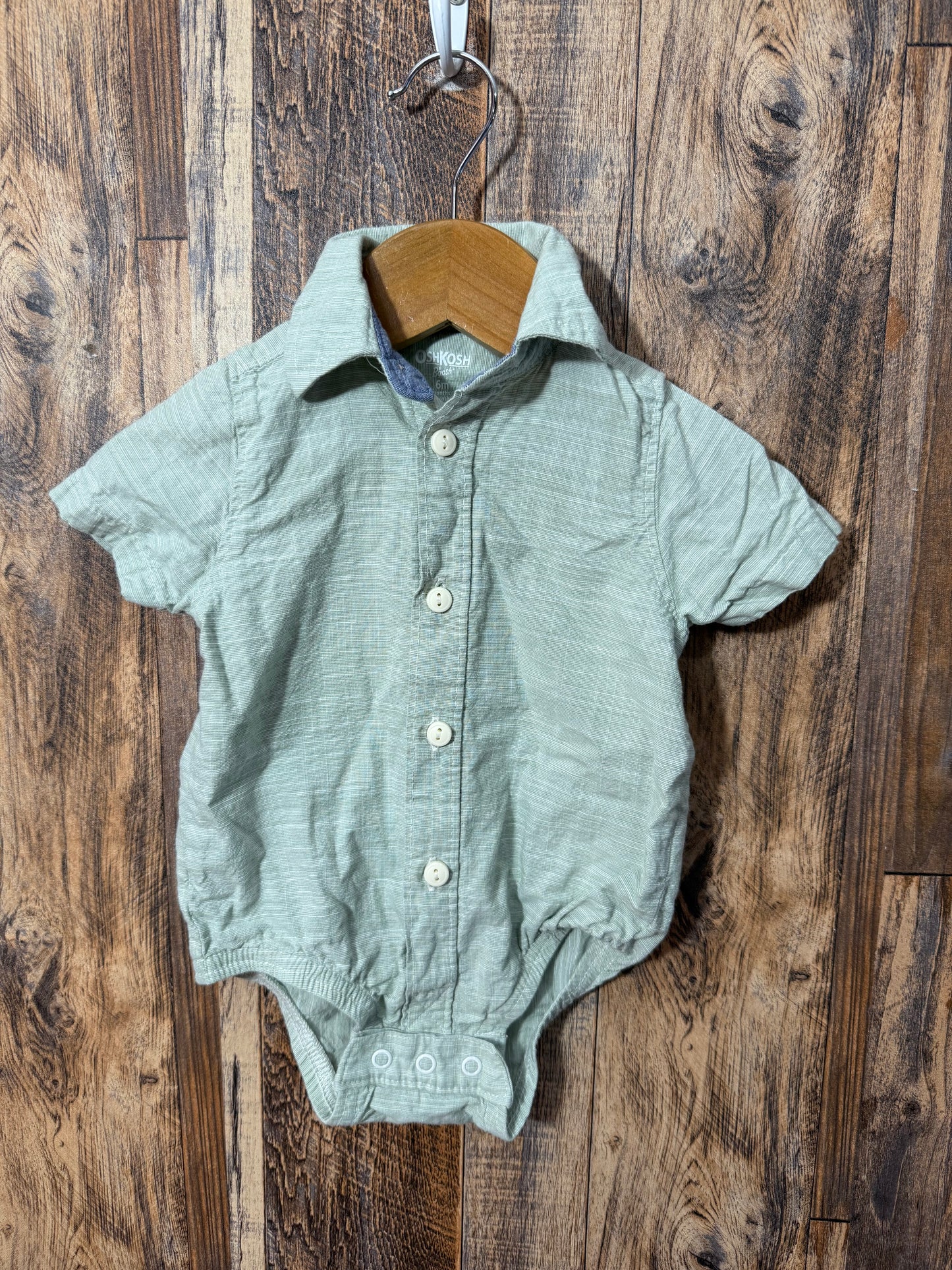 Button up, size 6m