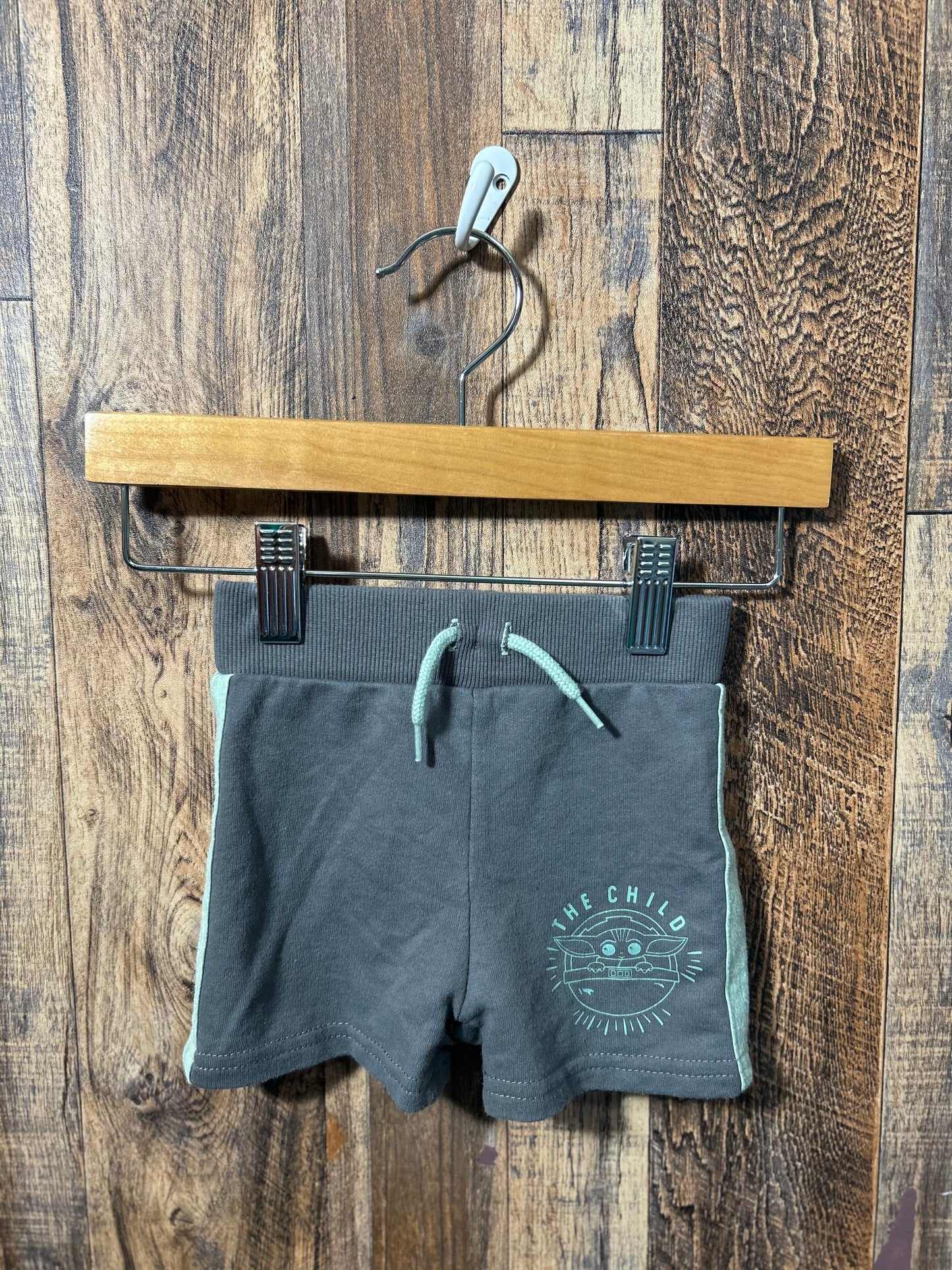 Shorts, size 12m