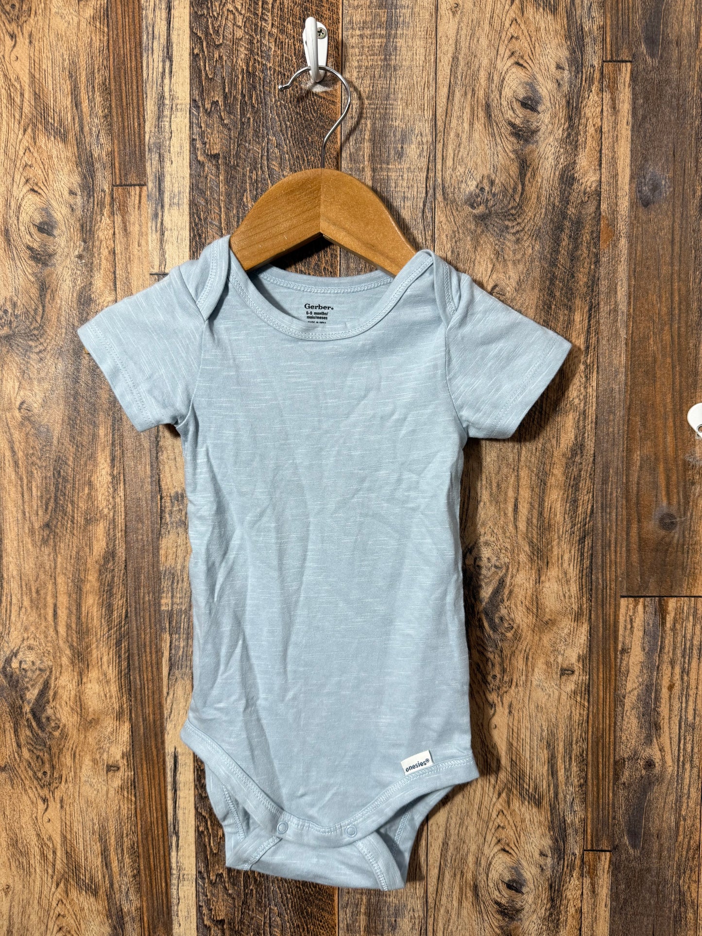 Onesie, size 6-9m