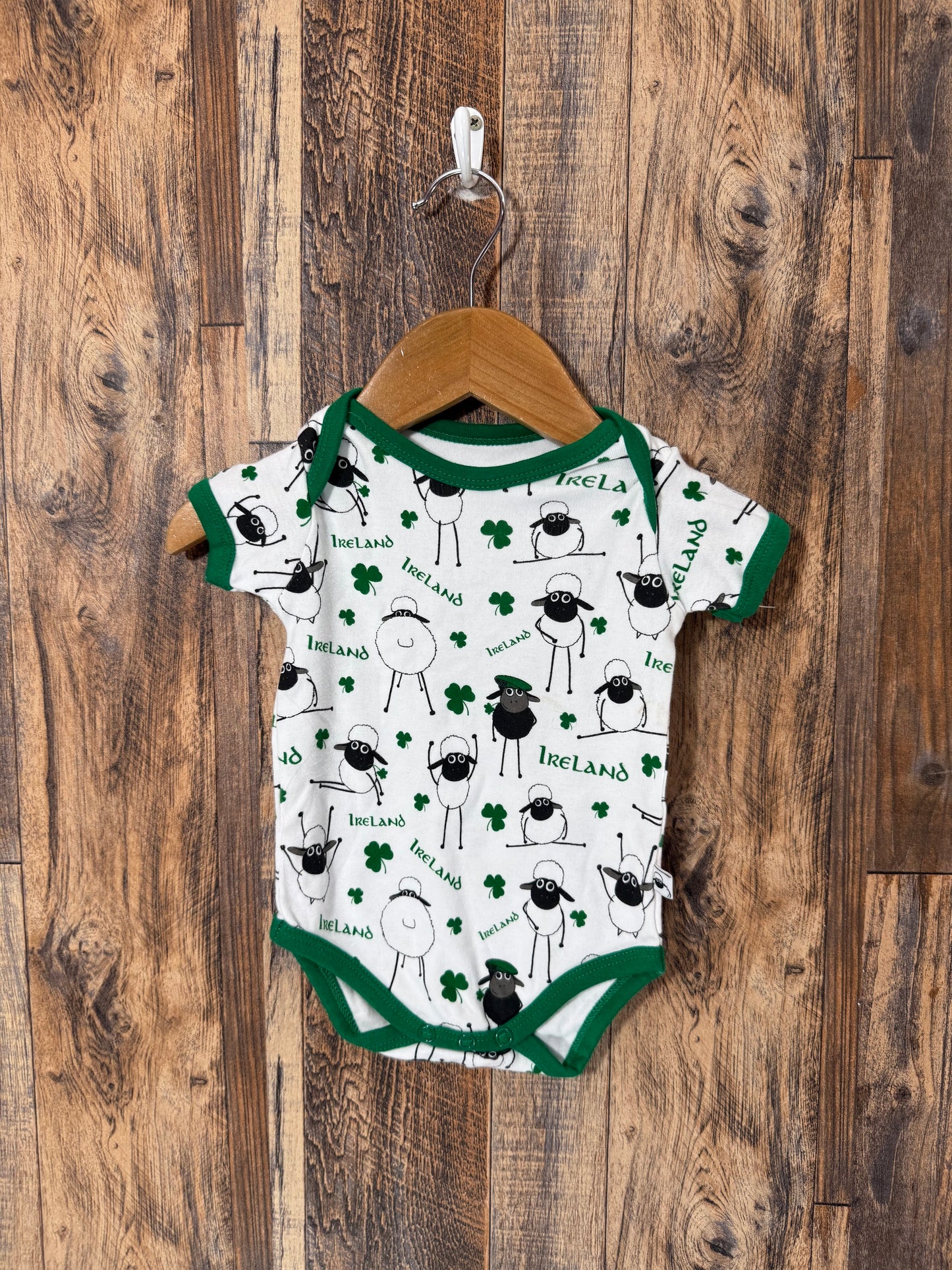 Onesie, size 0-6m