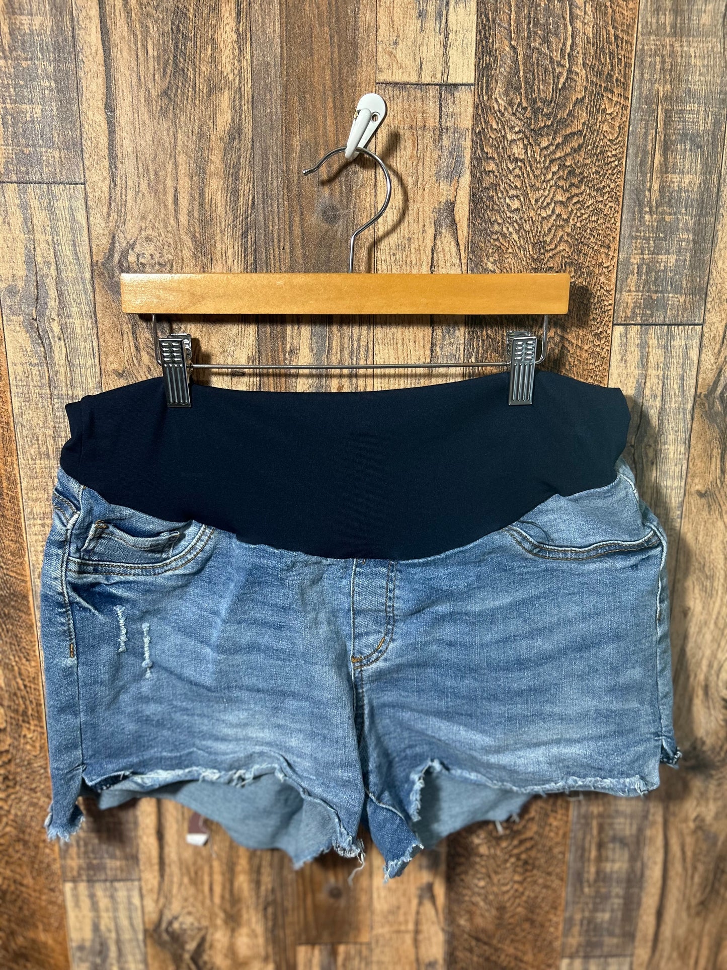 Jean shorts, size XL