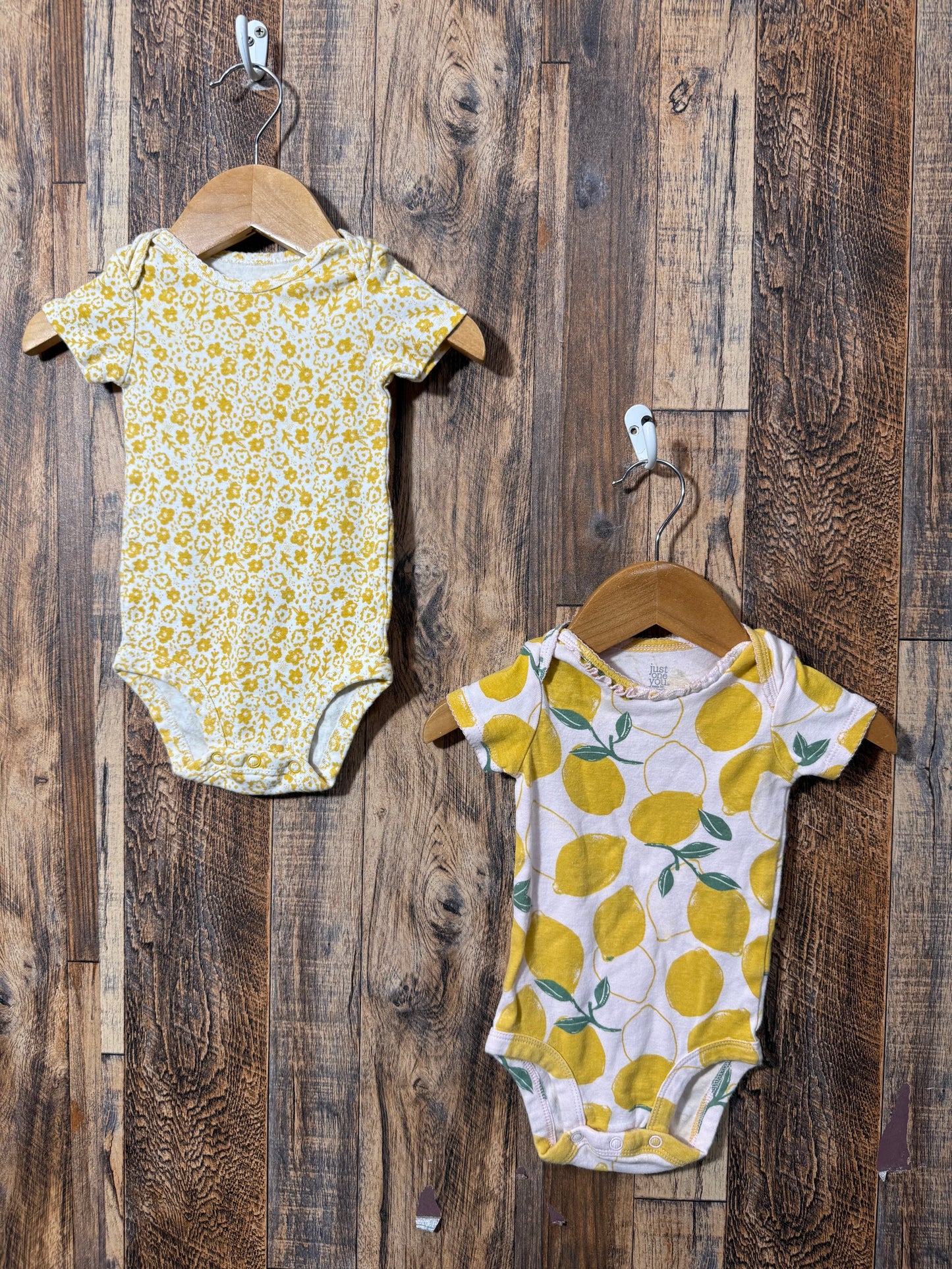 2pc onesie set, size 6m