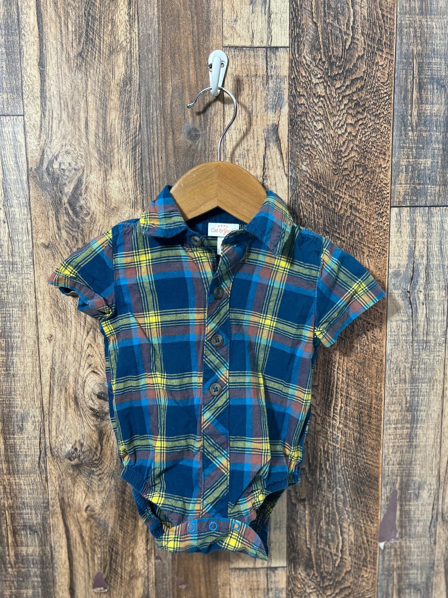 Button up shirt, size 0-3m