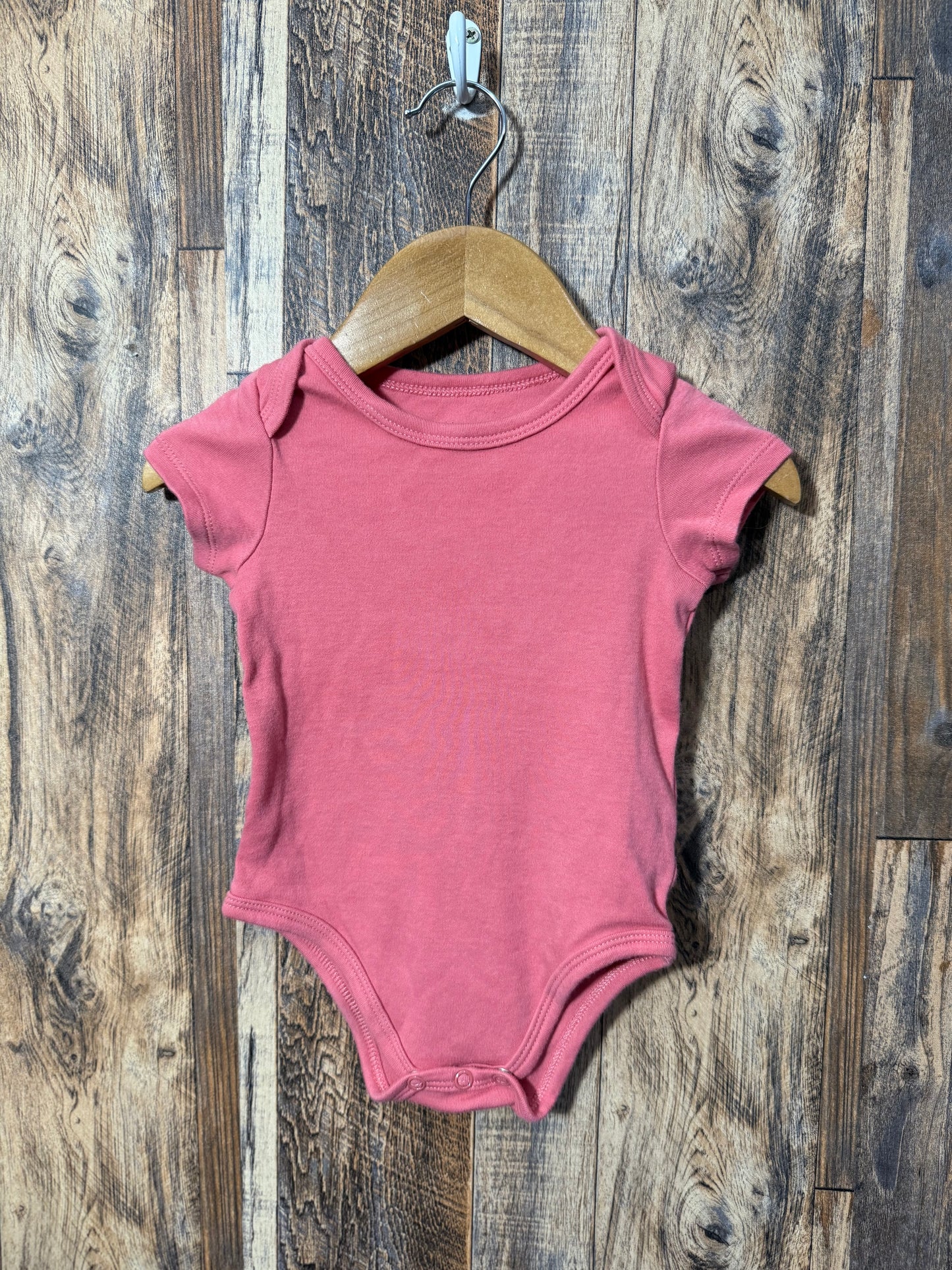 Onesie, size 6-9m