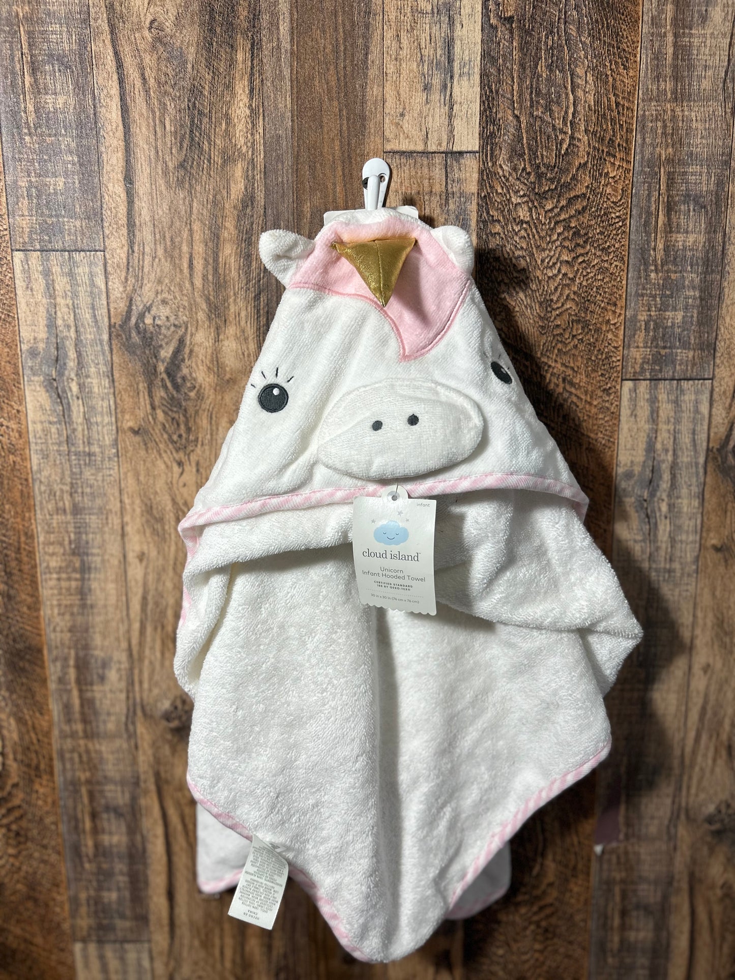 Infant hooded unicorn towel NWT