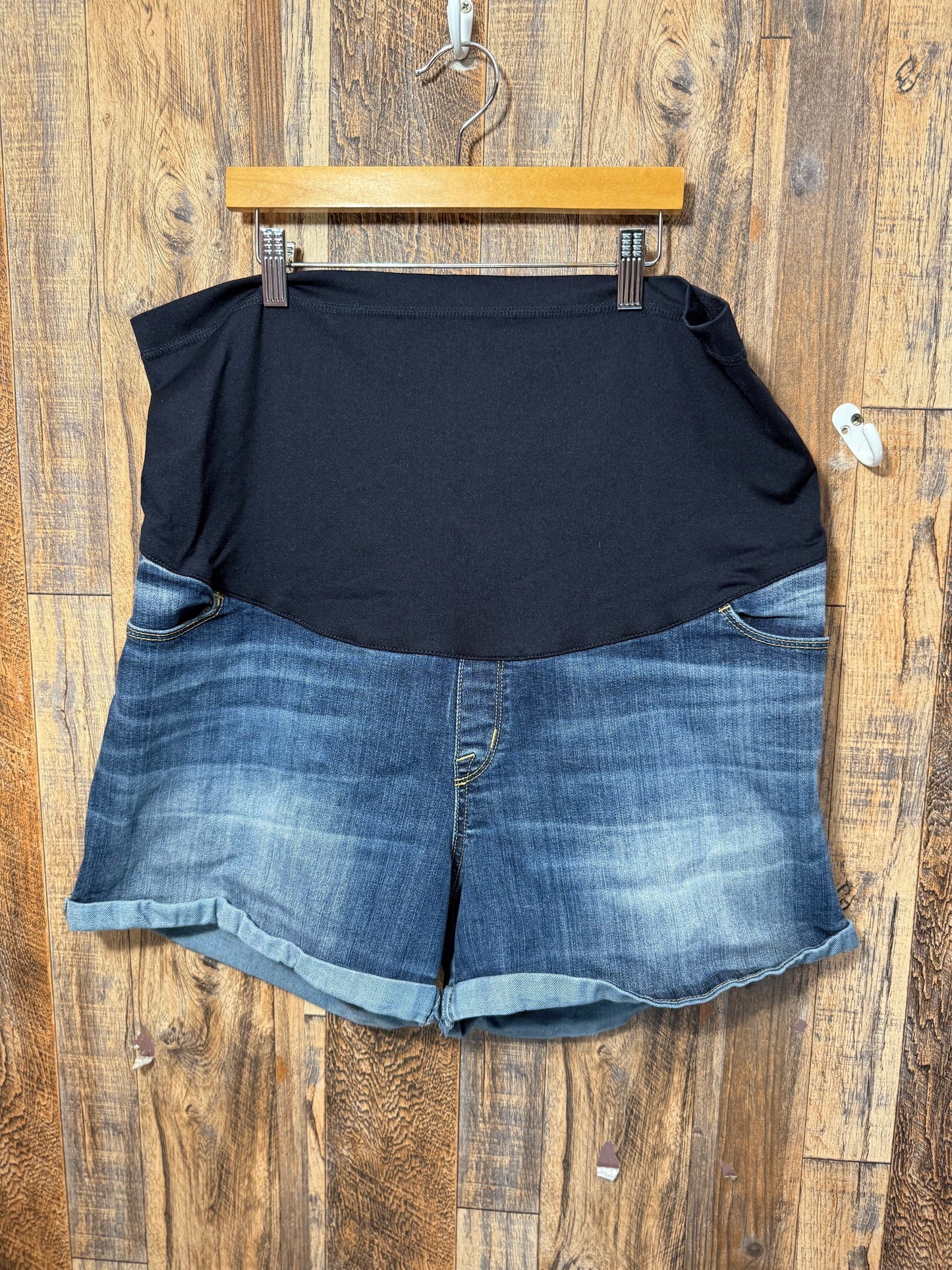 Jean shorts, XL (16)
