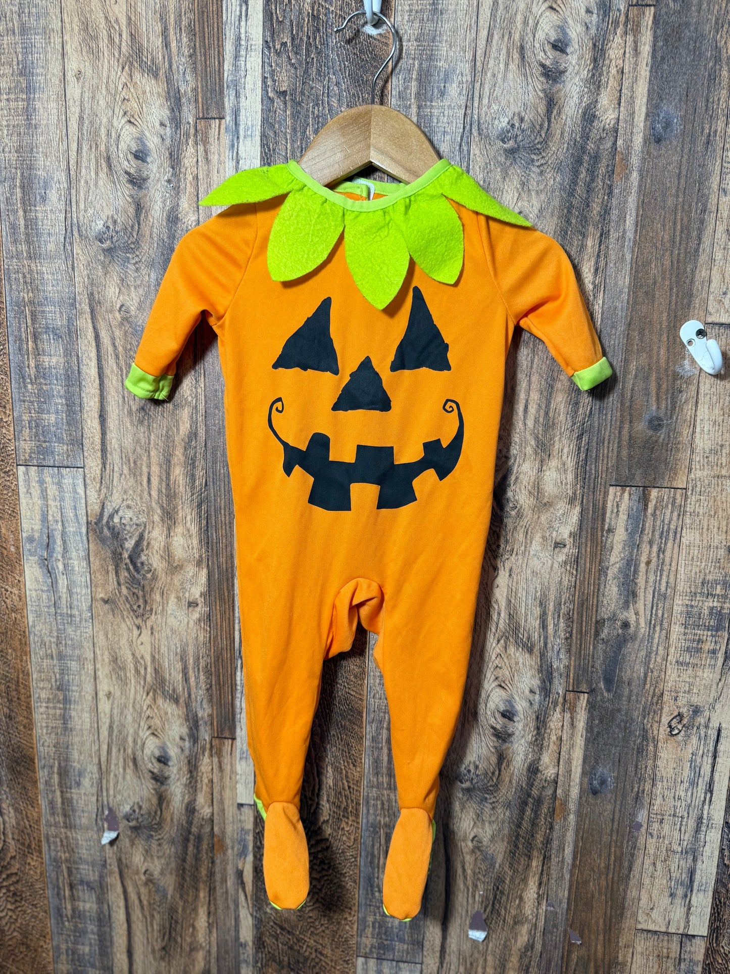 Pumpkin costume, size 0-6m