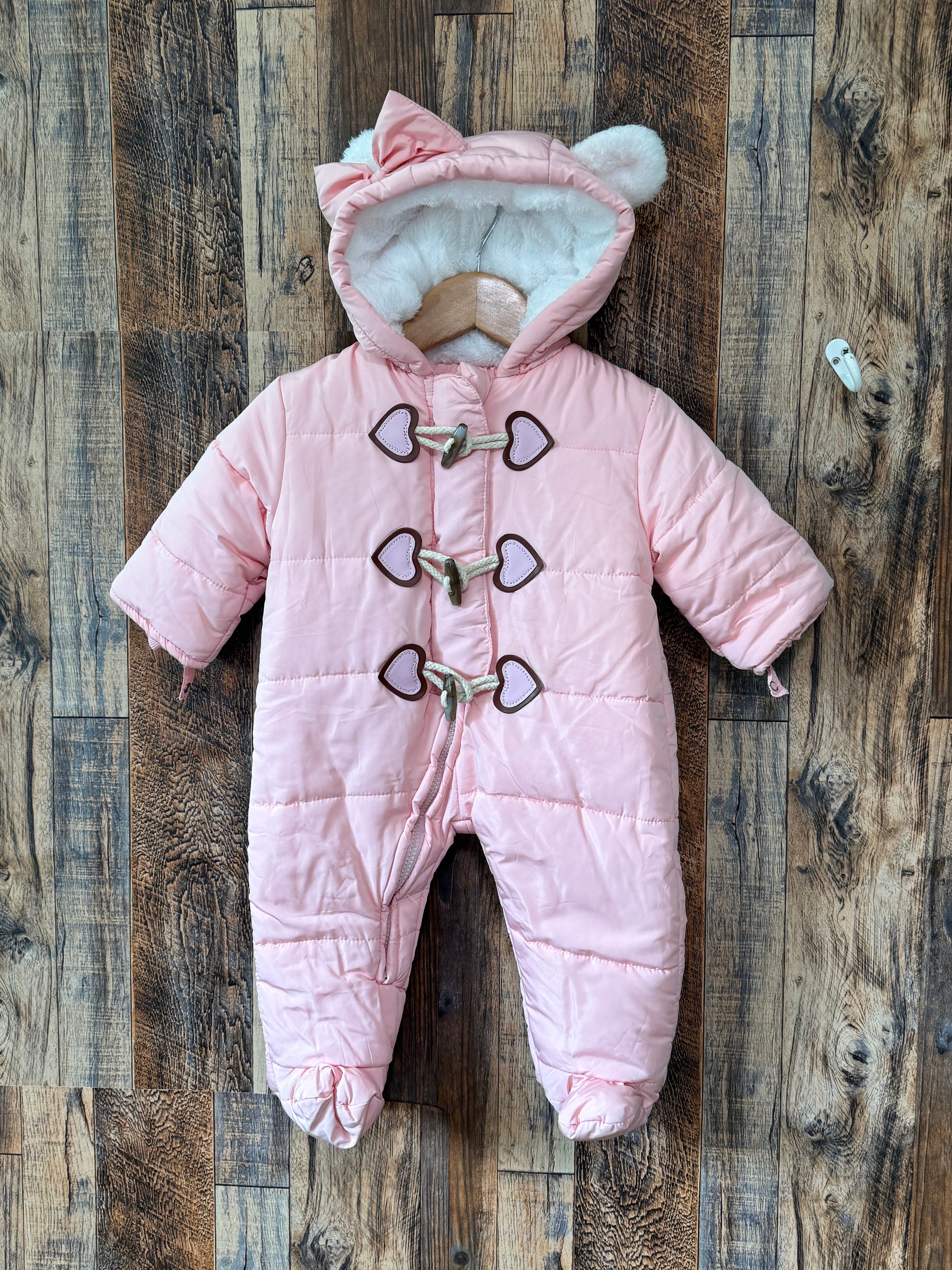 Snowsuit, size 6-9m