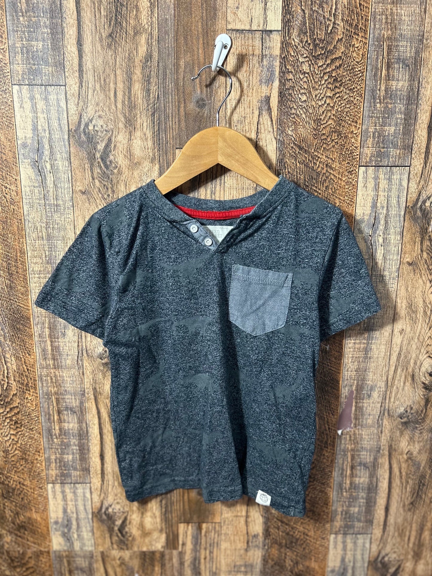 Shirt, size 6