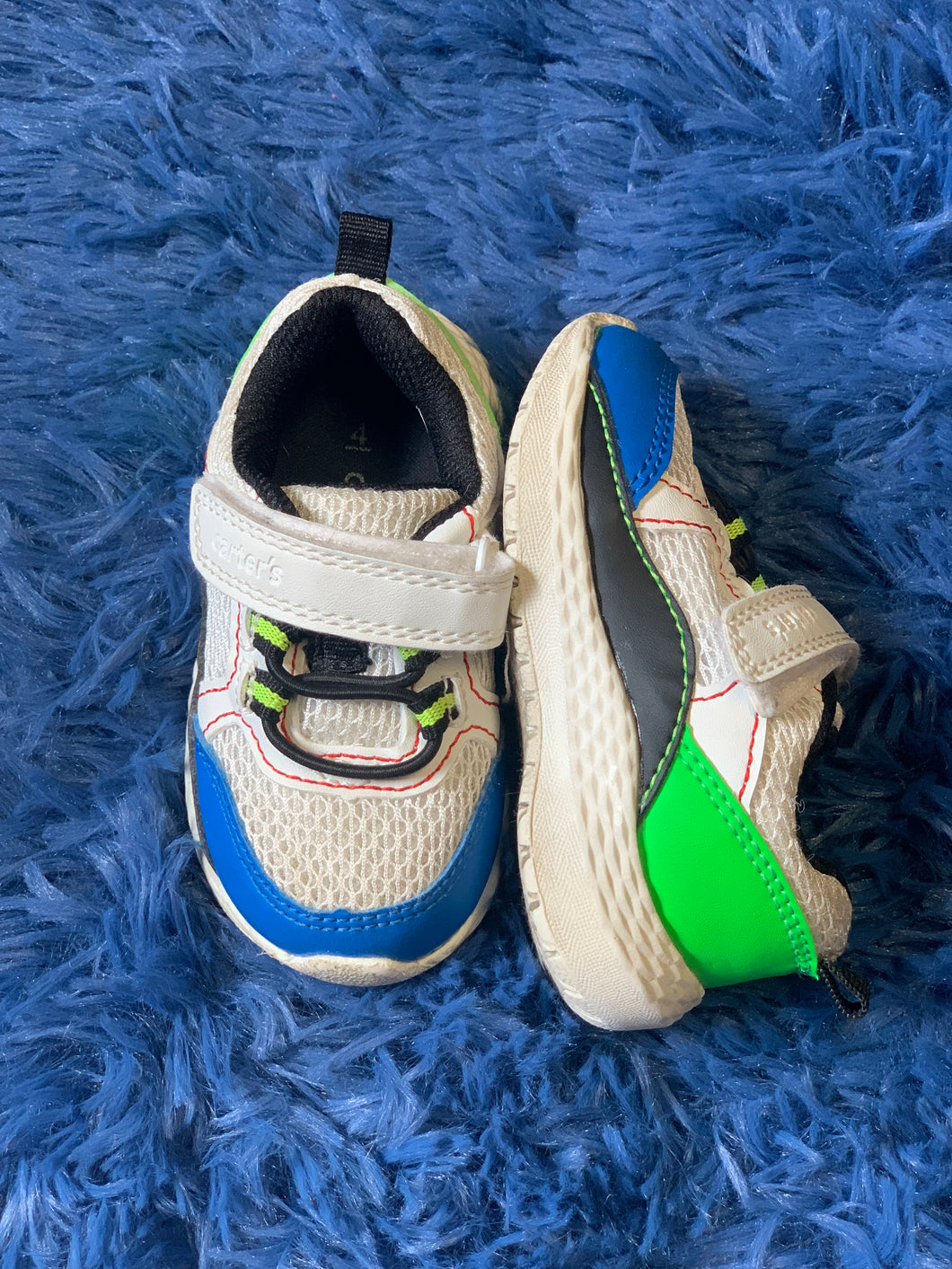 Sneakers, size 4