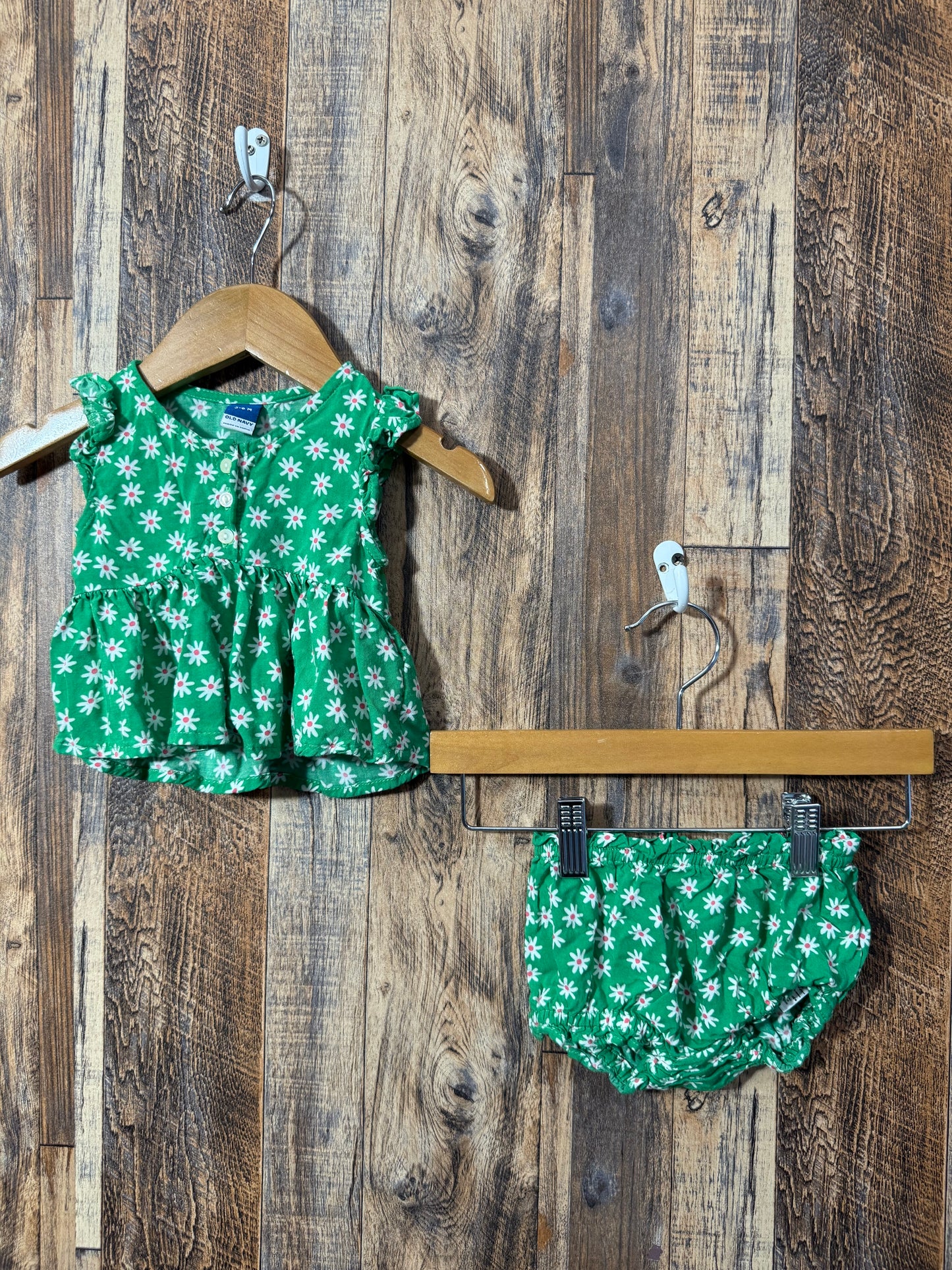 Dress w/lollies, size 3-6m