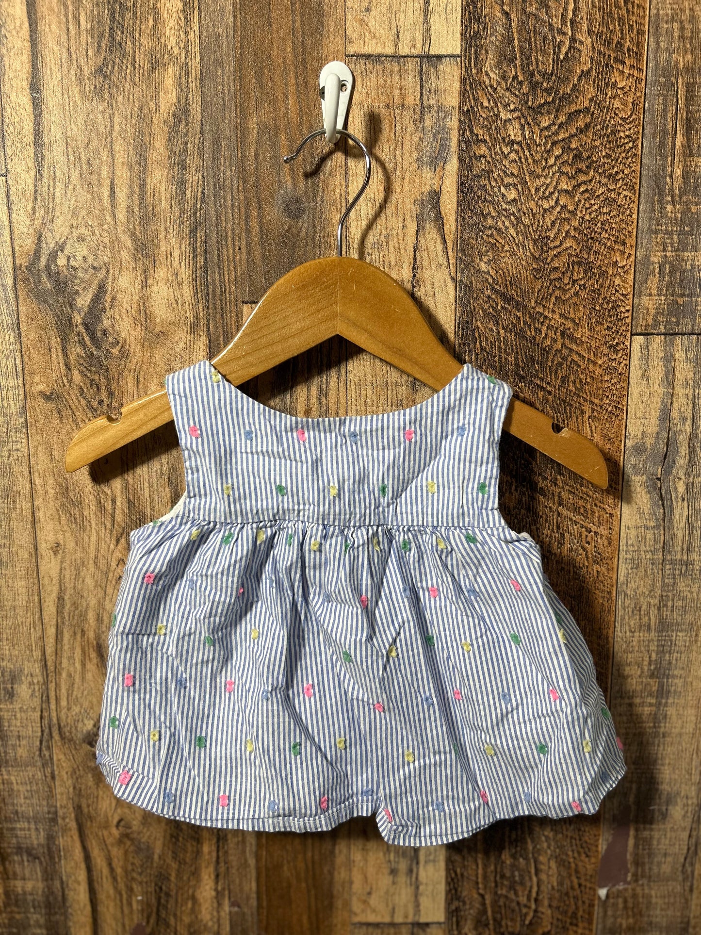 Top, size 12-18m