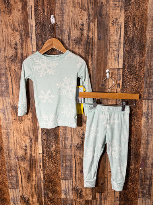 Winter pajamas NWT, size 2t