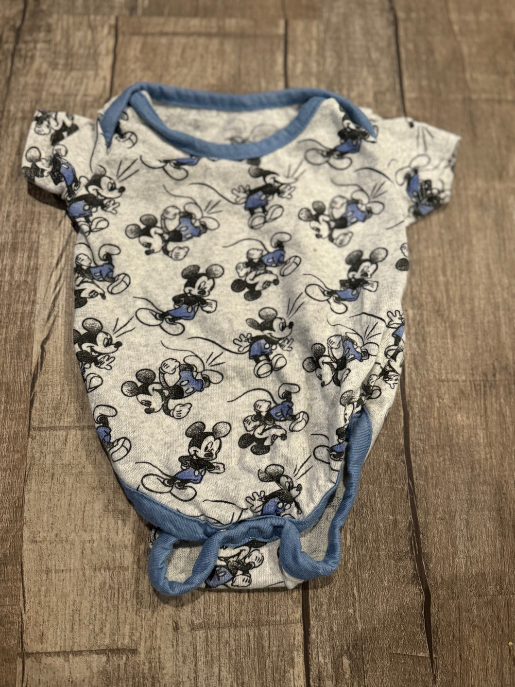 Onesie, size 0-3m