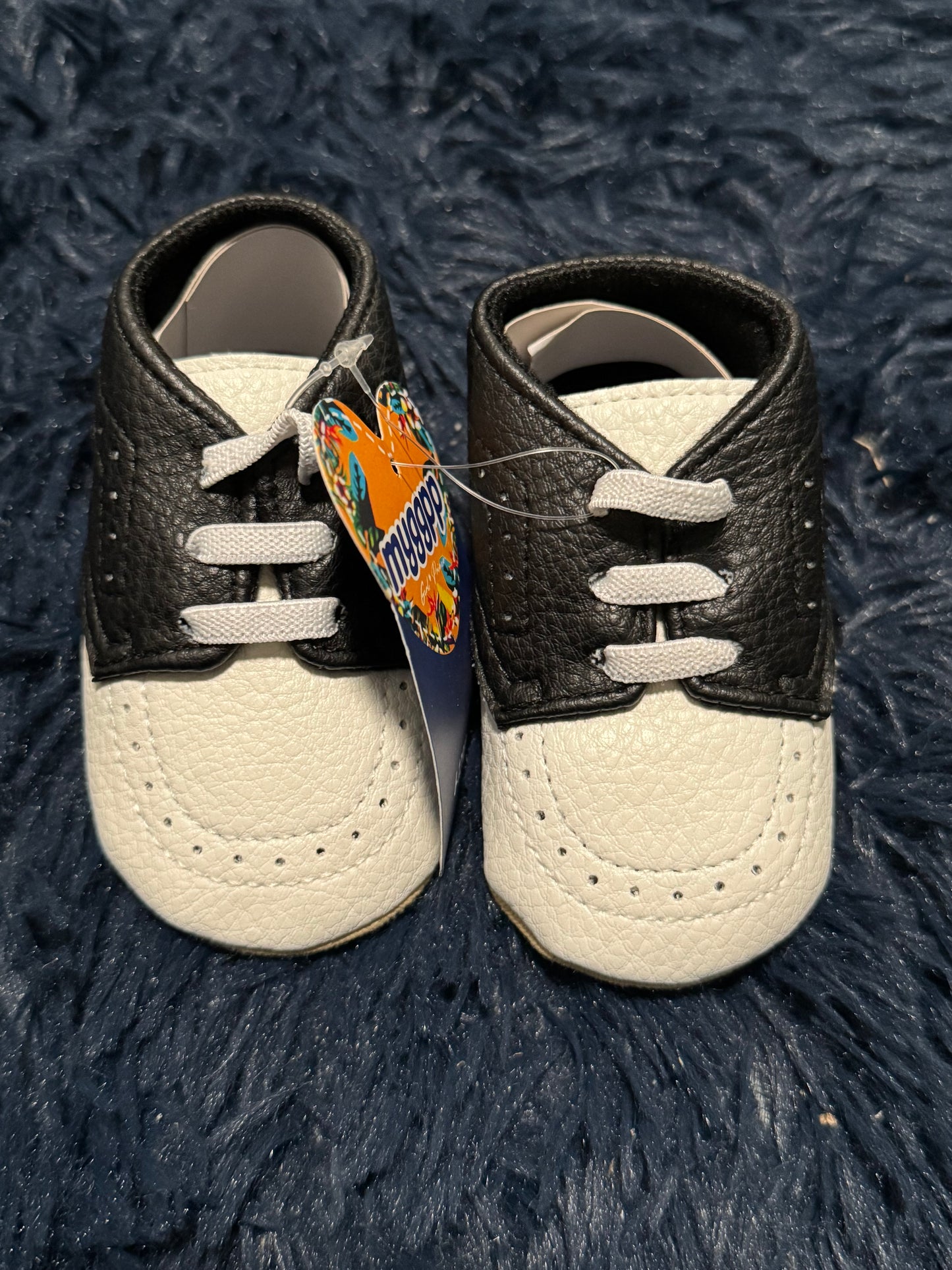 Shoes NWT, size 6-12m