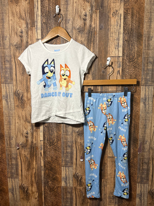 Pajamas, size 6