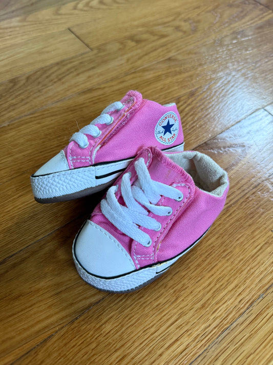 Converse, size 1