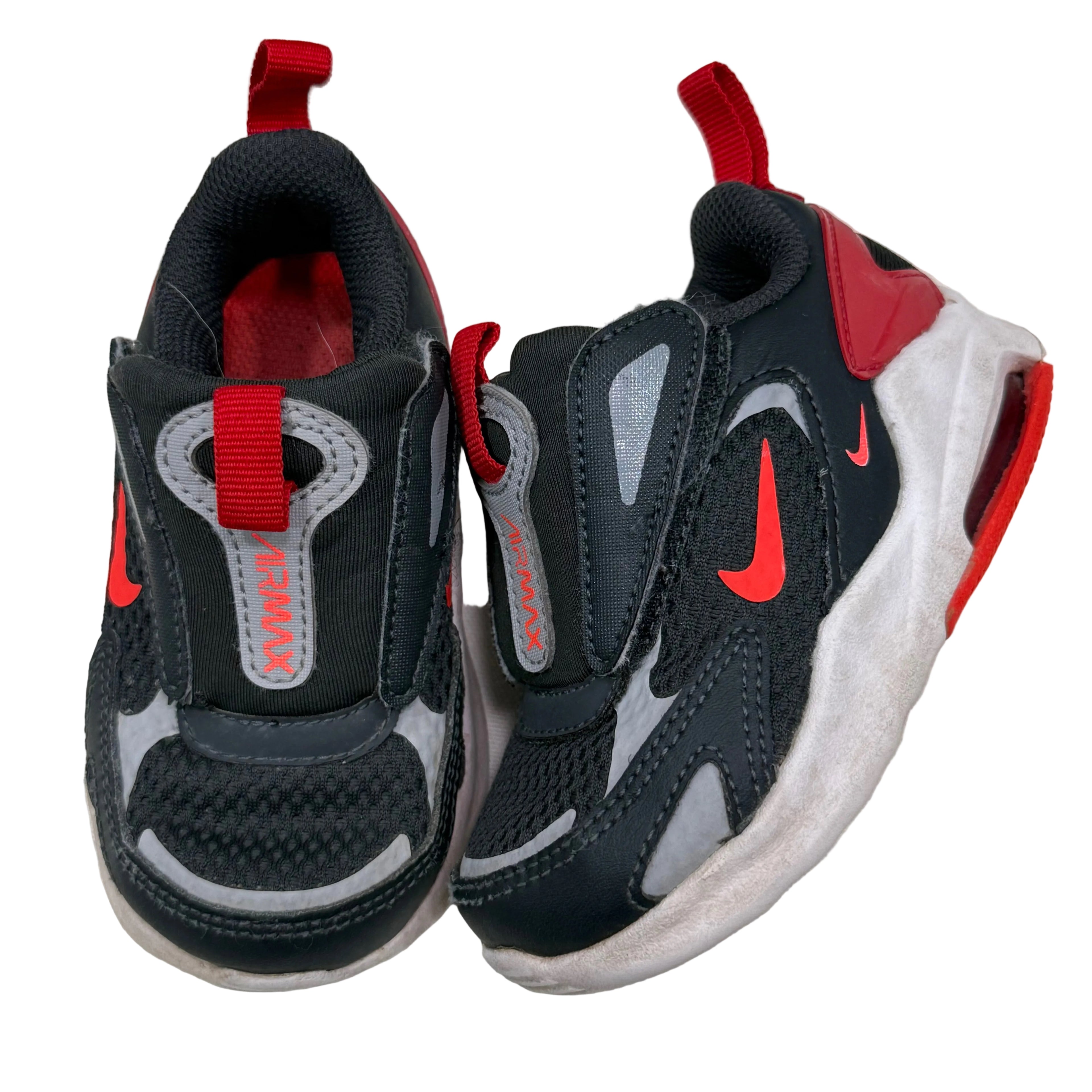 Nike, 6C