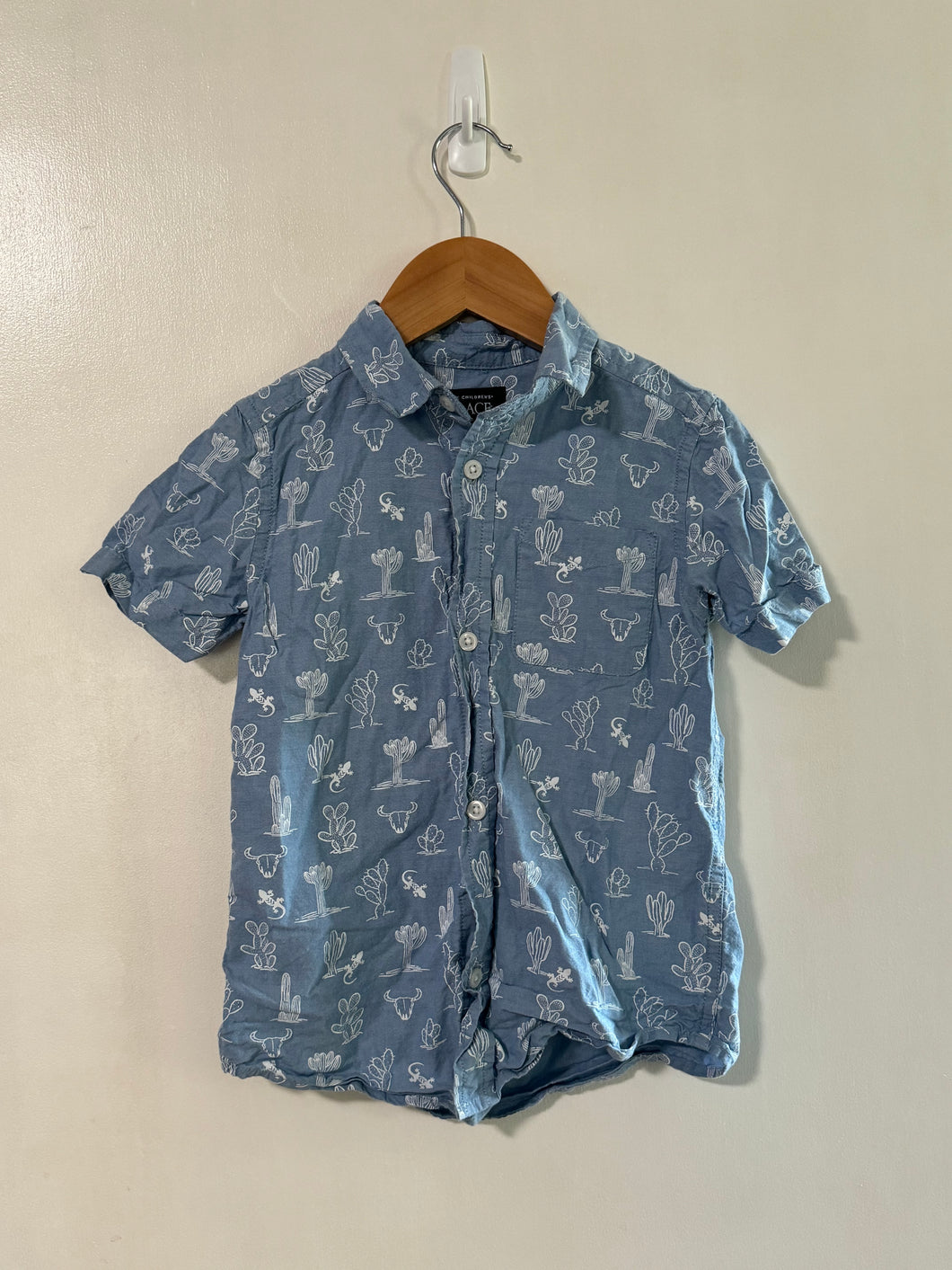 Button up, size 5t